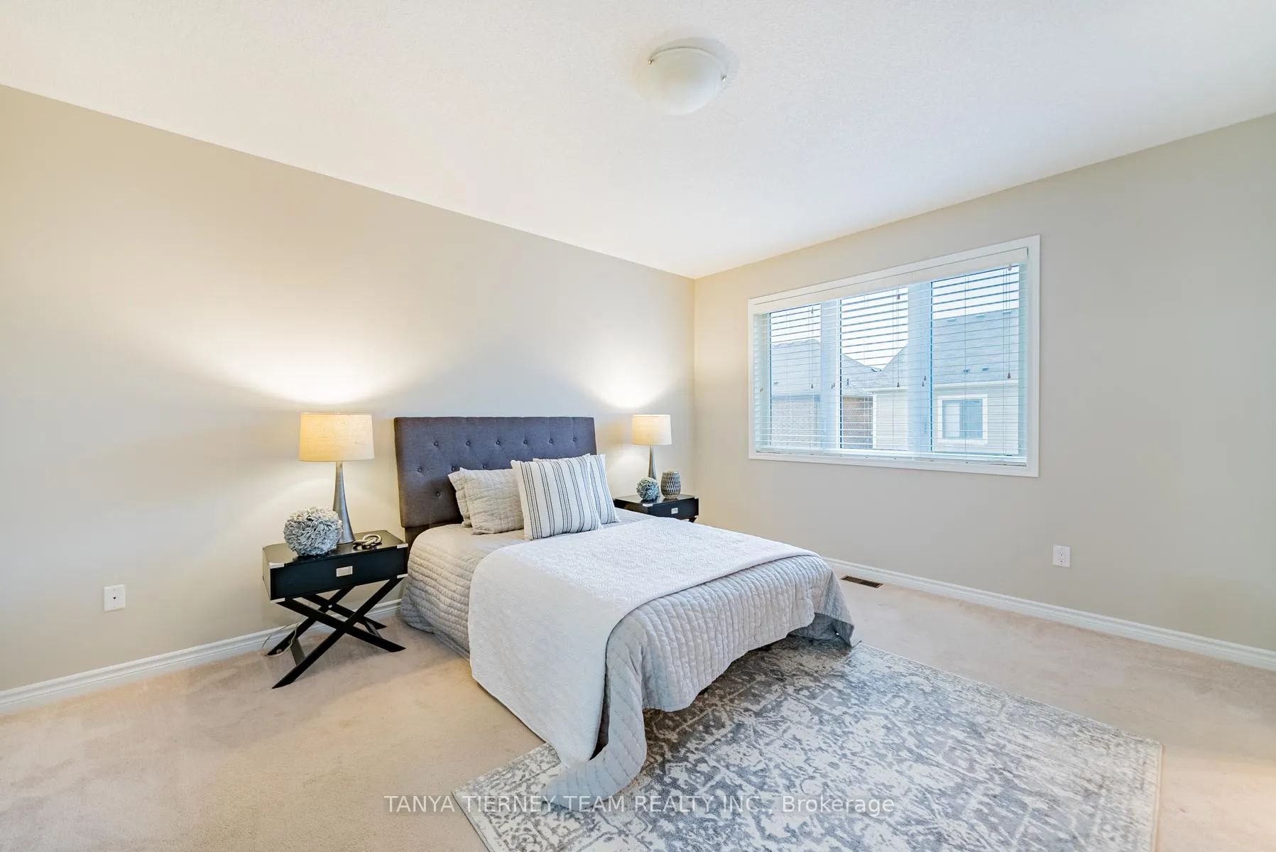 Photo 20 of 21 Kilmarnock Crescent, Whitby, Rural Whitby — HOMEH