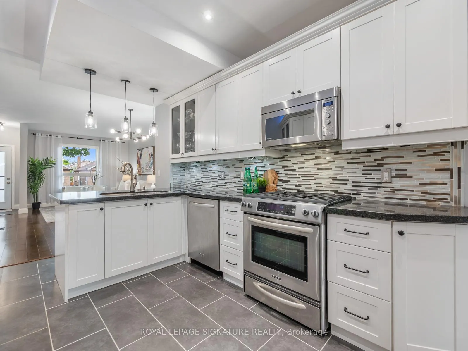 Photo 13 of 76 Wiley Avenue, Toronto, Danforth Village-East York — HOMEH