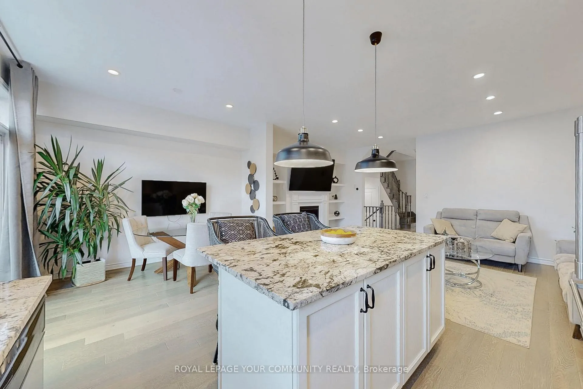 Photo 6 of 57 Vedette Way, Vaughan, Vellore Village — HOMEH