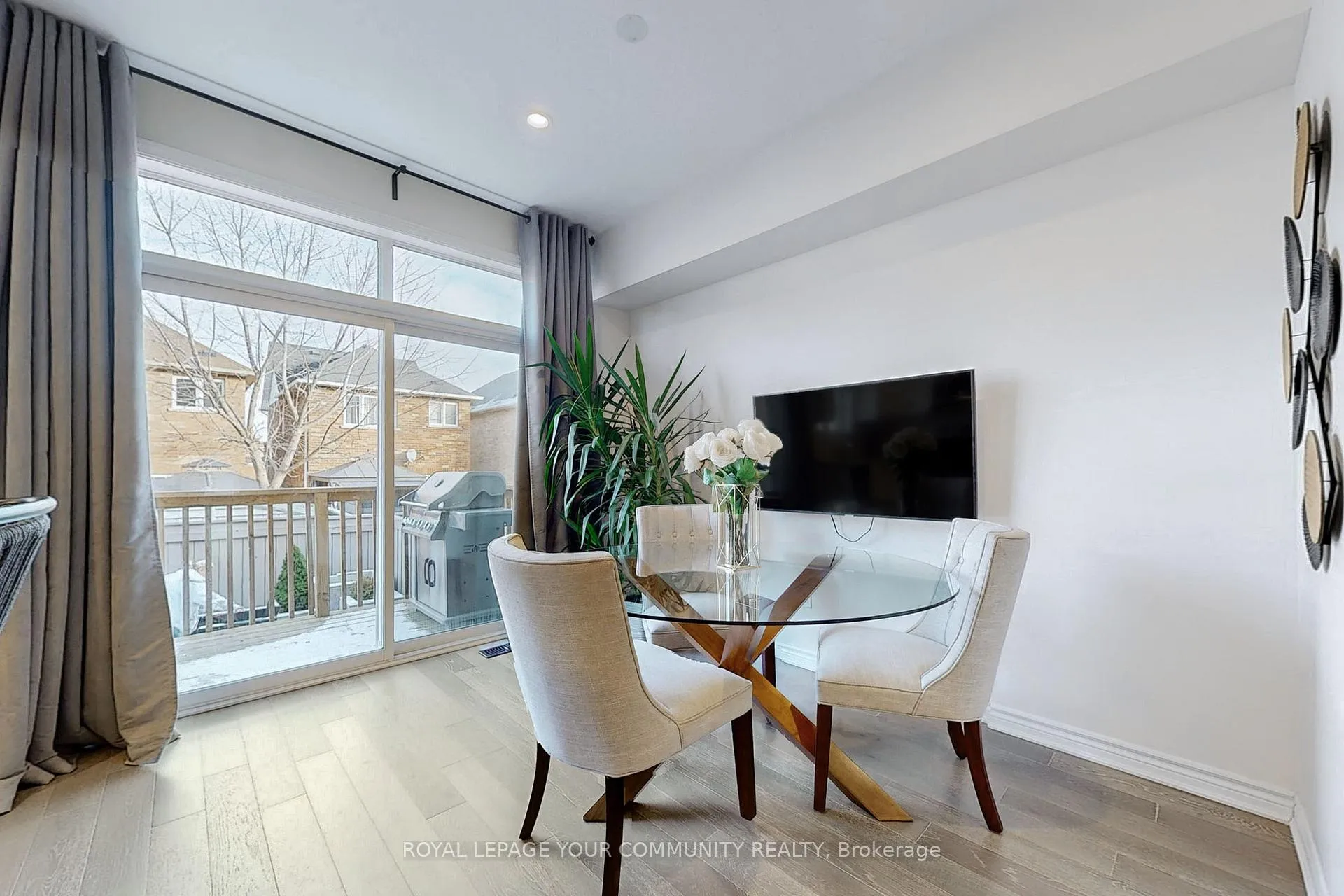Photo 8 of 57 Vedette Way, Vaughan, Vellore Village — HOMEH