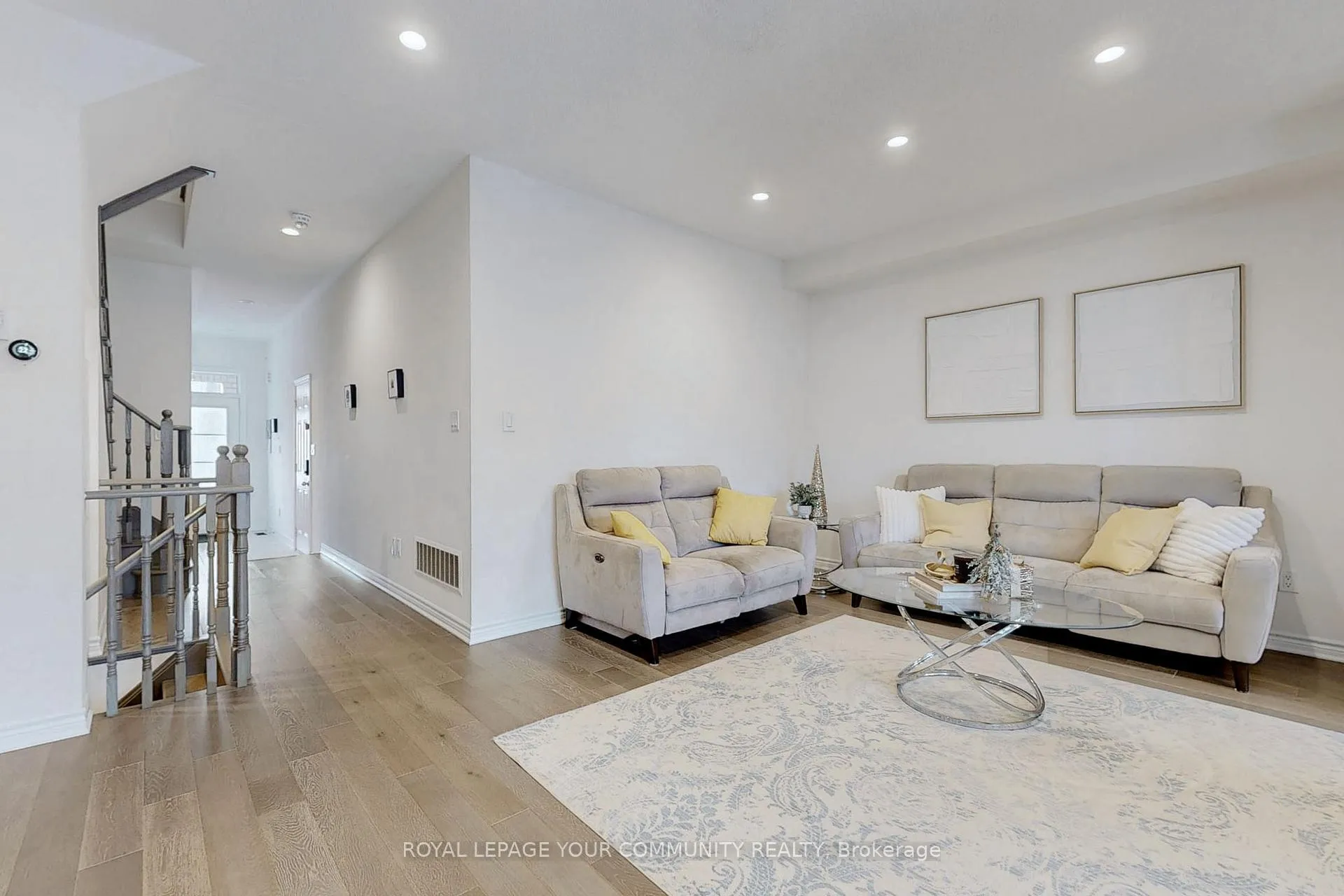 Photo 13 of 57 Vedette Way, Vaughan, Vellore Village — HOMEH