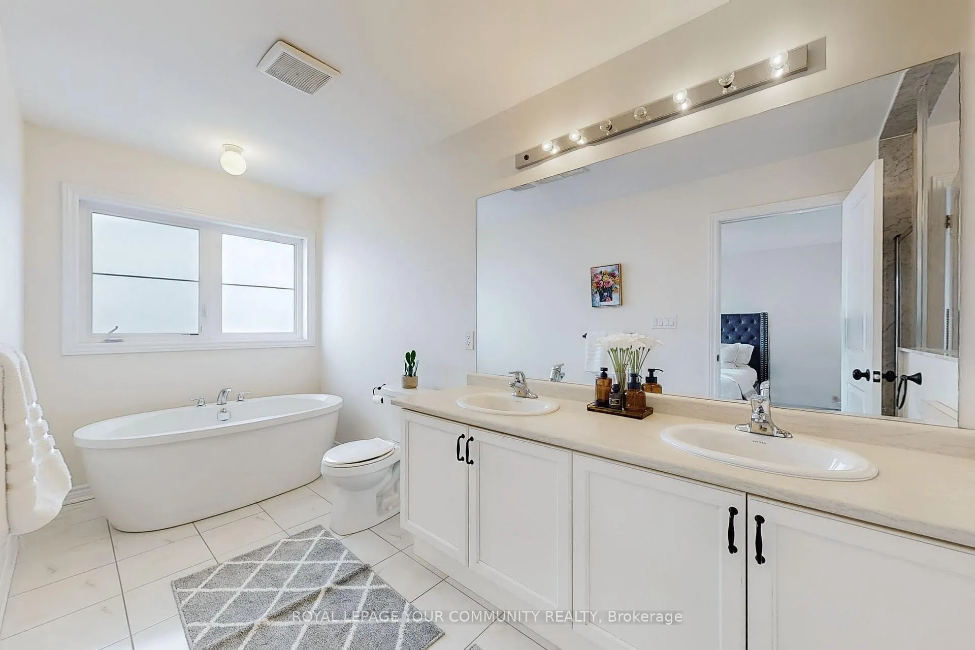 Photo 20 of 57 Vedette Way, Vaughan, Vellore Village — HOMEH