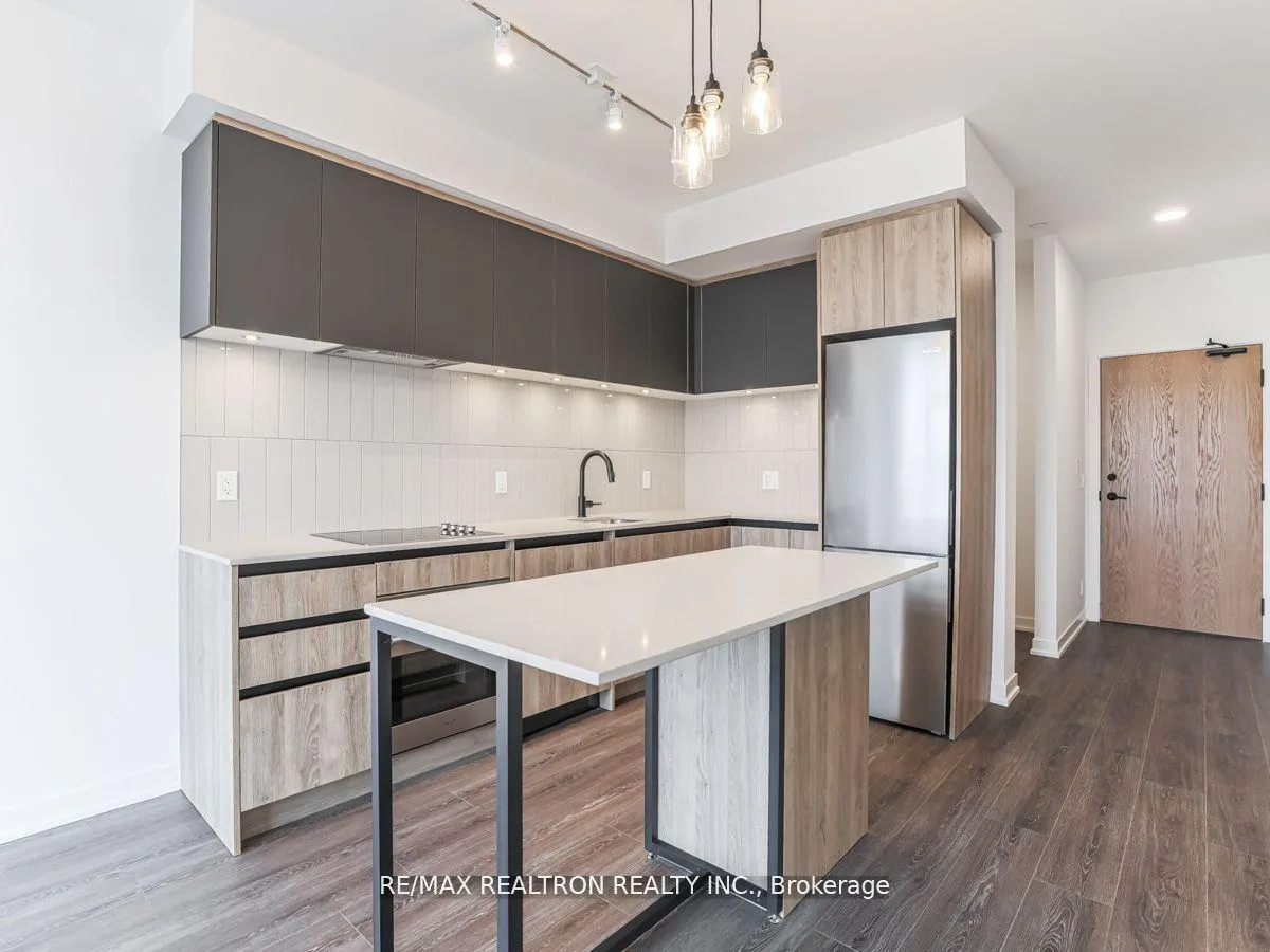 Photo 4 of Unit 721, 7950 Bathurst Street, Vaughan, Beverley Glen — HOMEH