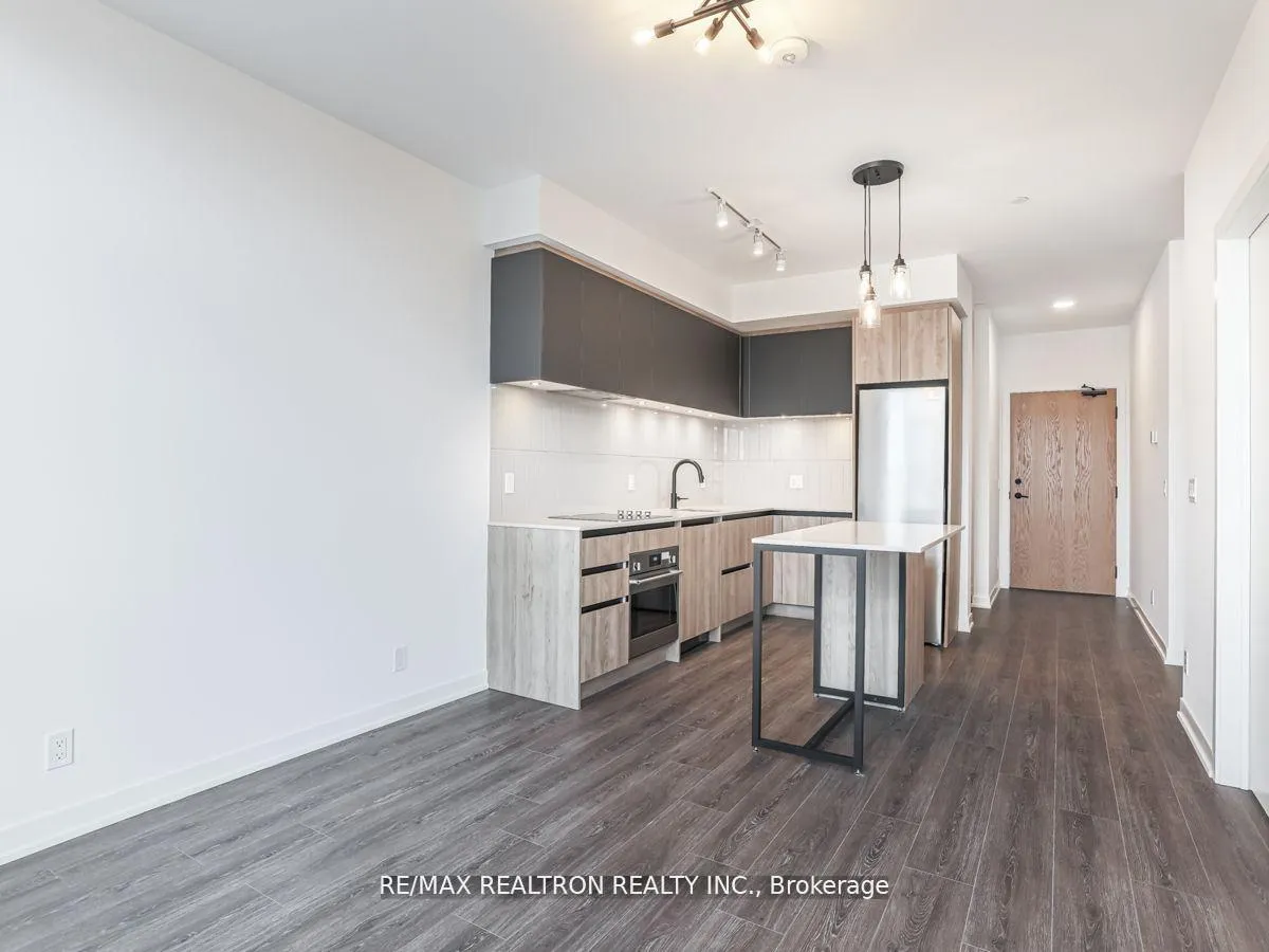 Photo 9 of Unit 721, 7950 Bathurst Street, Vaughan, Beverley Glen — HOMEH