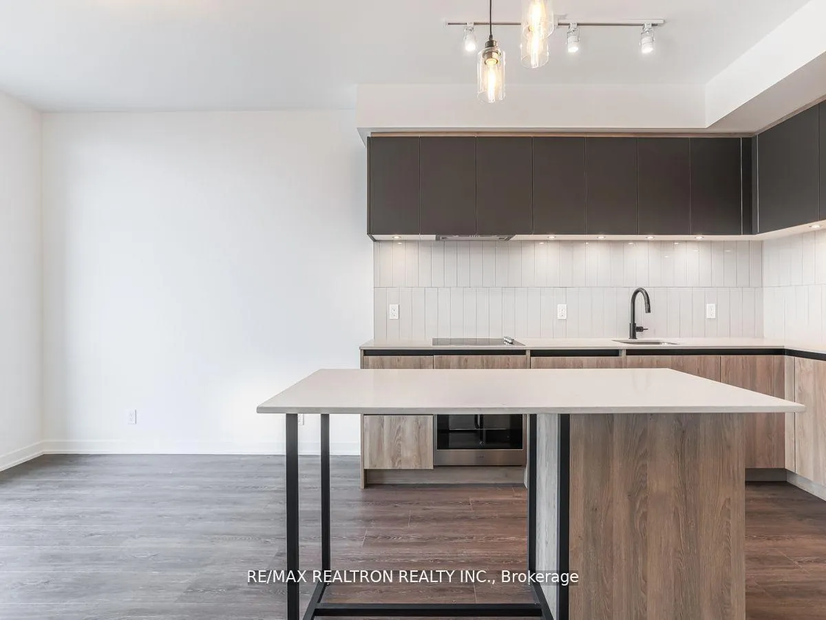 Photo 13 of Unit 721, 7950 Bathurst Street, Vaughan, Beverley Glen — HOMEH