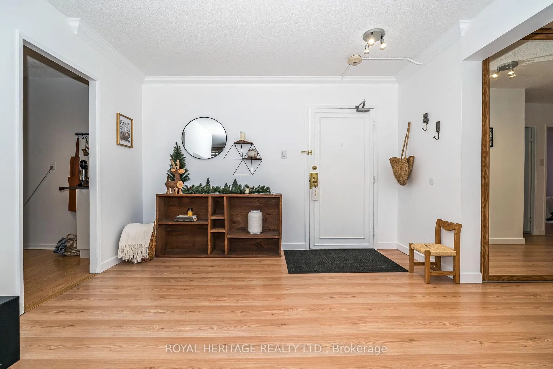 Front of Unit 1609, 1210 Radom Street