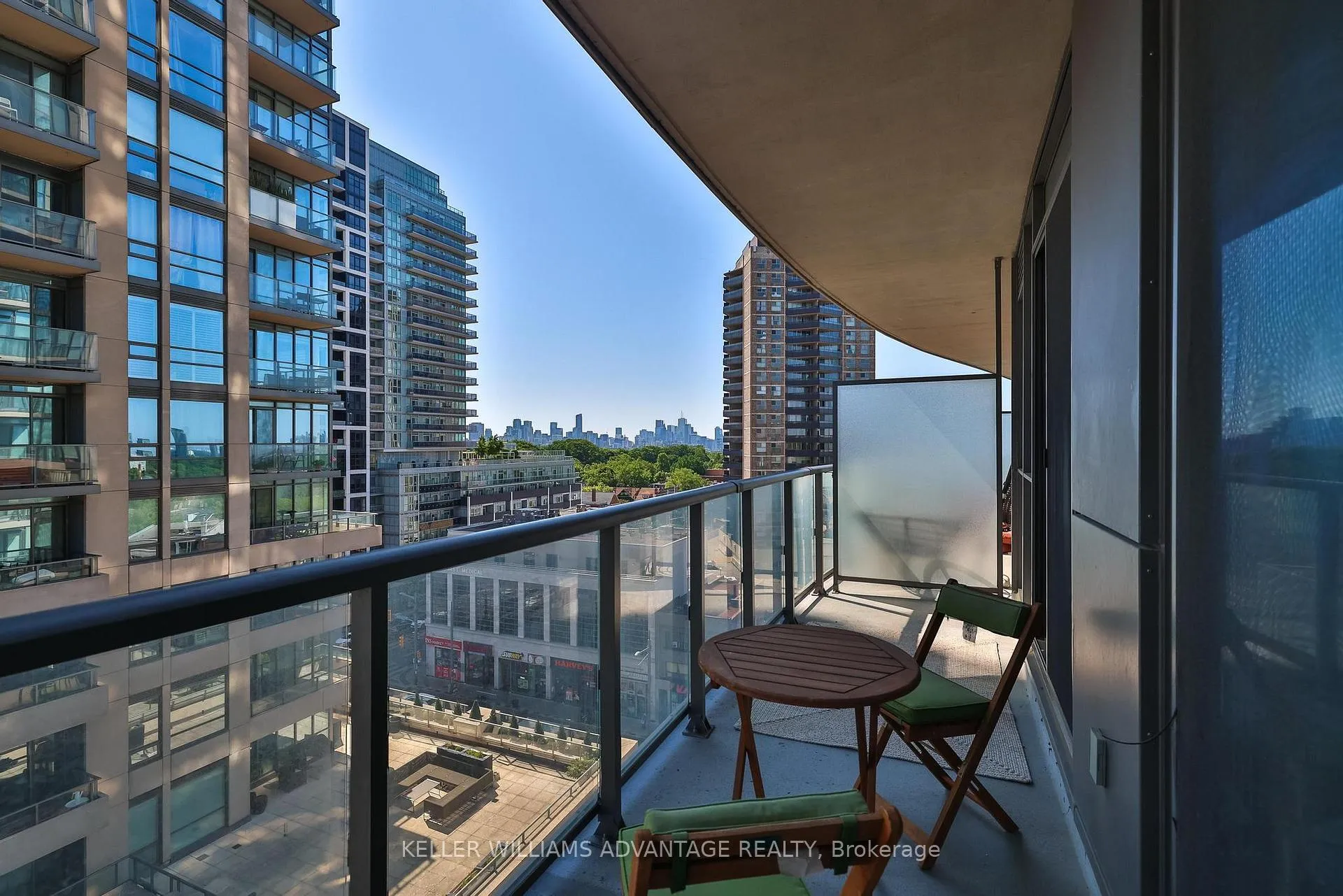 Photo 10 of Unit 805, 530 St Clair Avenue W, Toronto, Humewood-Cedarvale — HOMEH