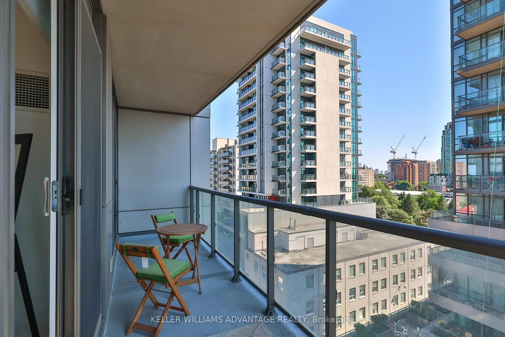 Photo 11 of Unit 805, 530 St Clair Avenue W, Toronto, Humewood-Cedarvale — HOMEH