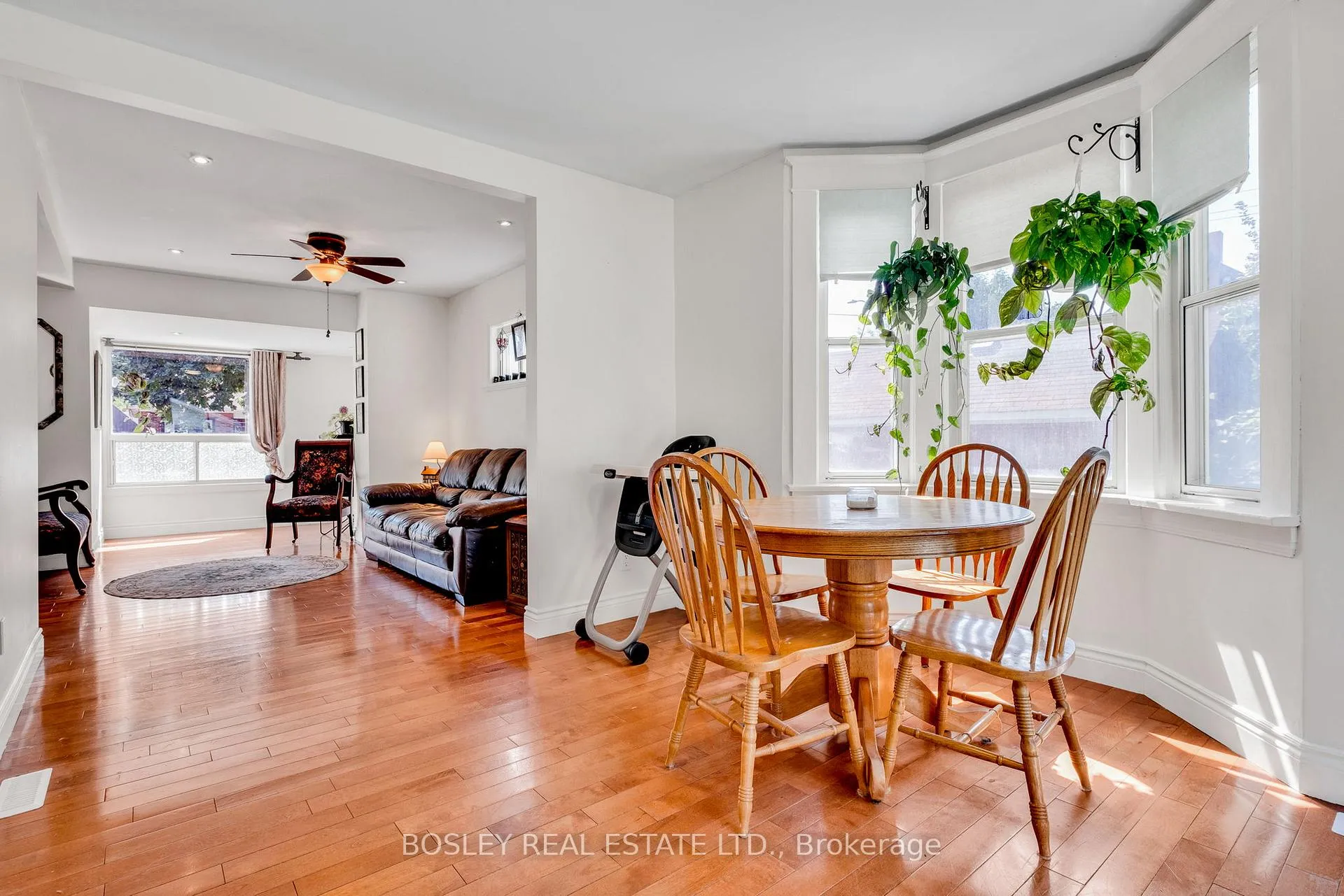 Photo 11 of 286 Saint Eloi Avenue, Oshawa, Central — HOMEH