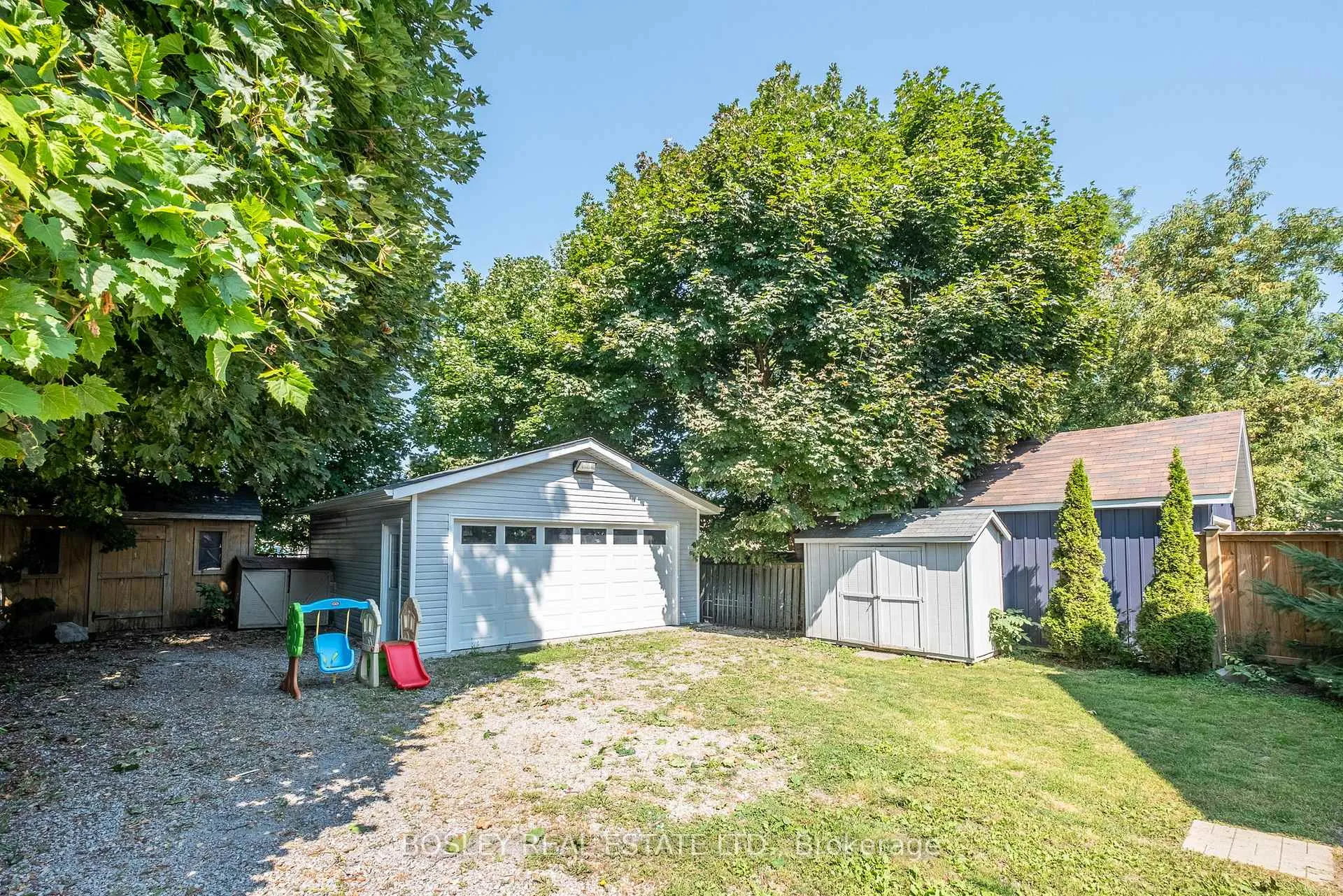 Photo 33 of 286 Saint Eloi Avenue, Oshawa, Central — HOMEH