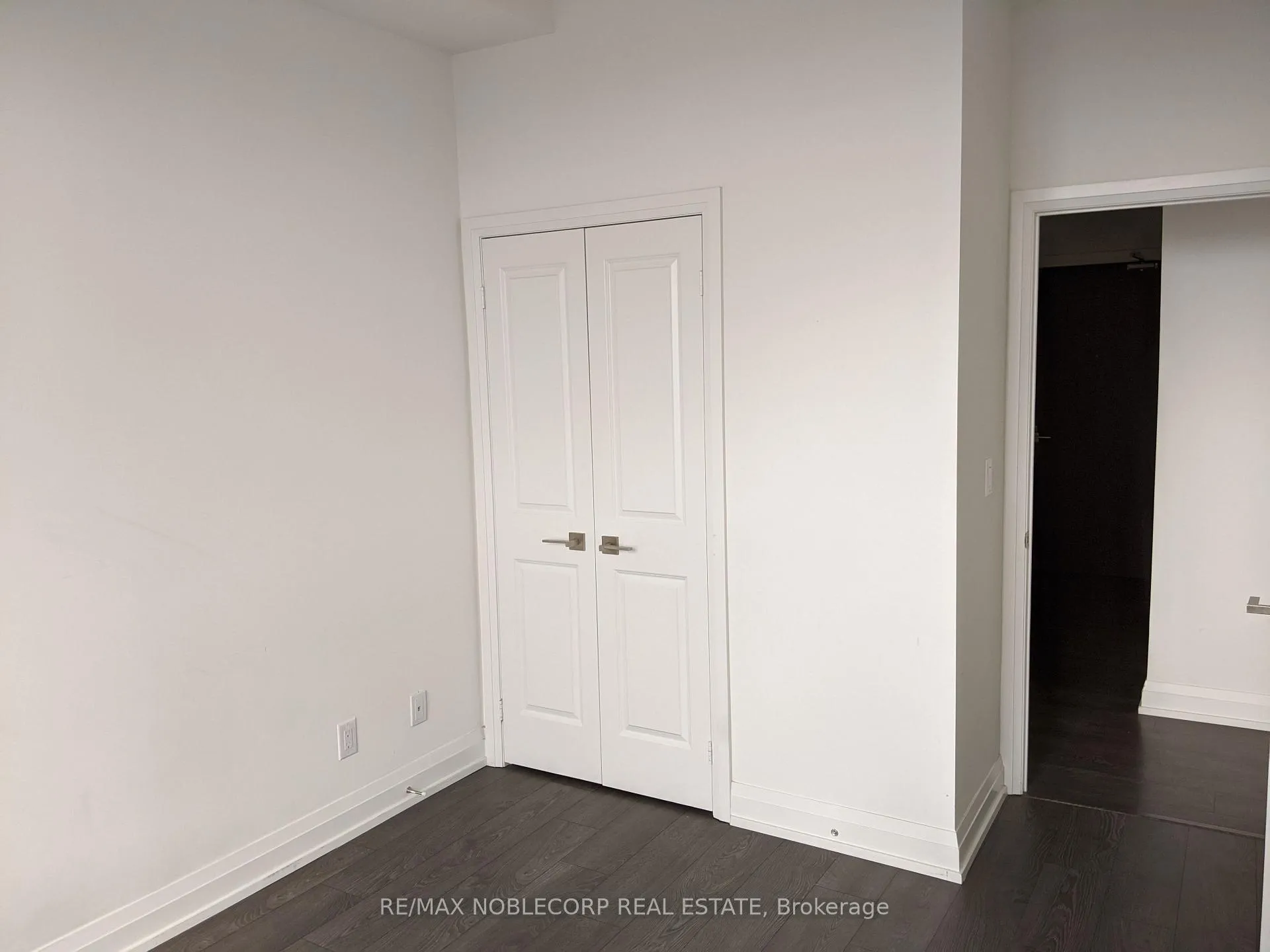Photo 5 of Unit 317, 3600 Highway 7 W, Vaughan, Vaughan Corporate Centre — HOMEH