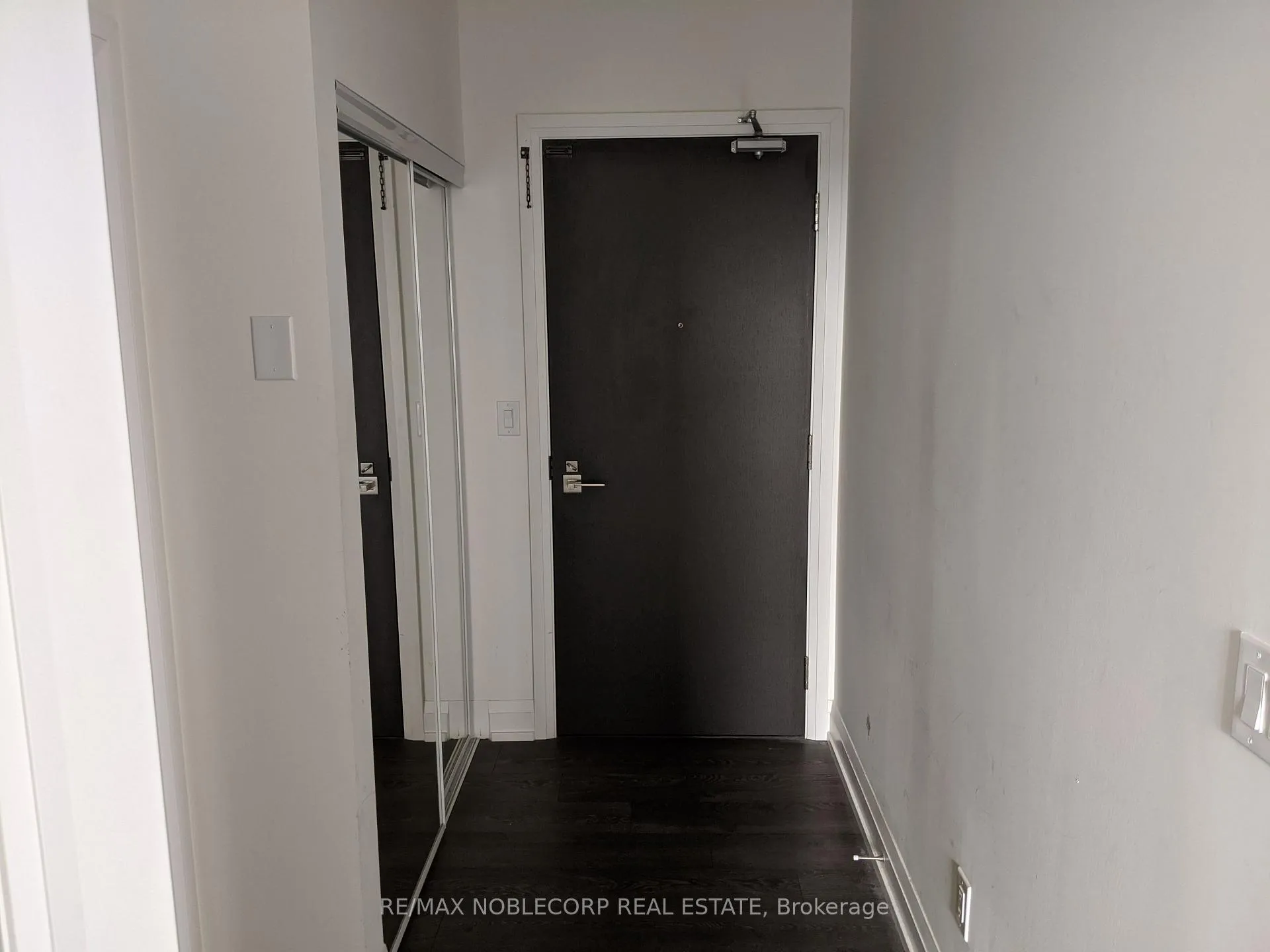 Photo 6 of Unit 317, 3600 Highway 7 W, Vaughan, Vaughan Corporate Centre — HOMEH