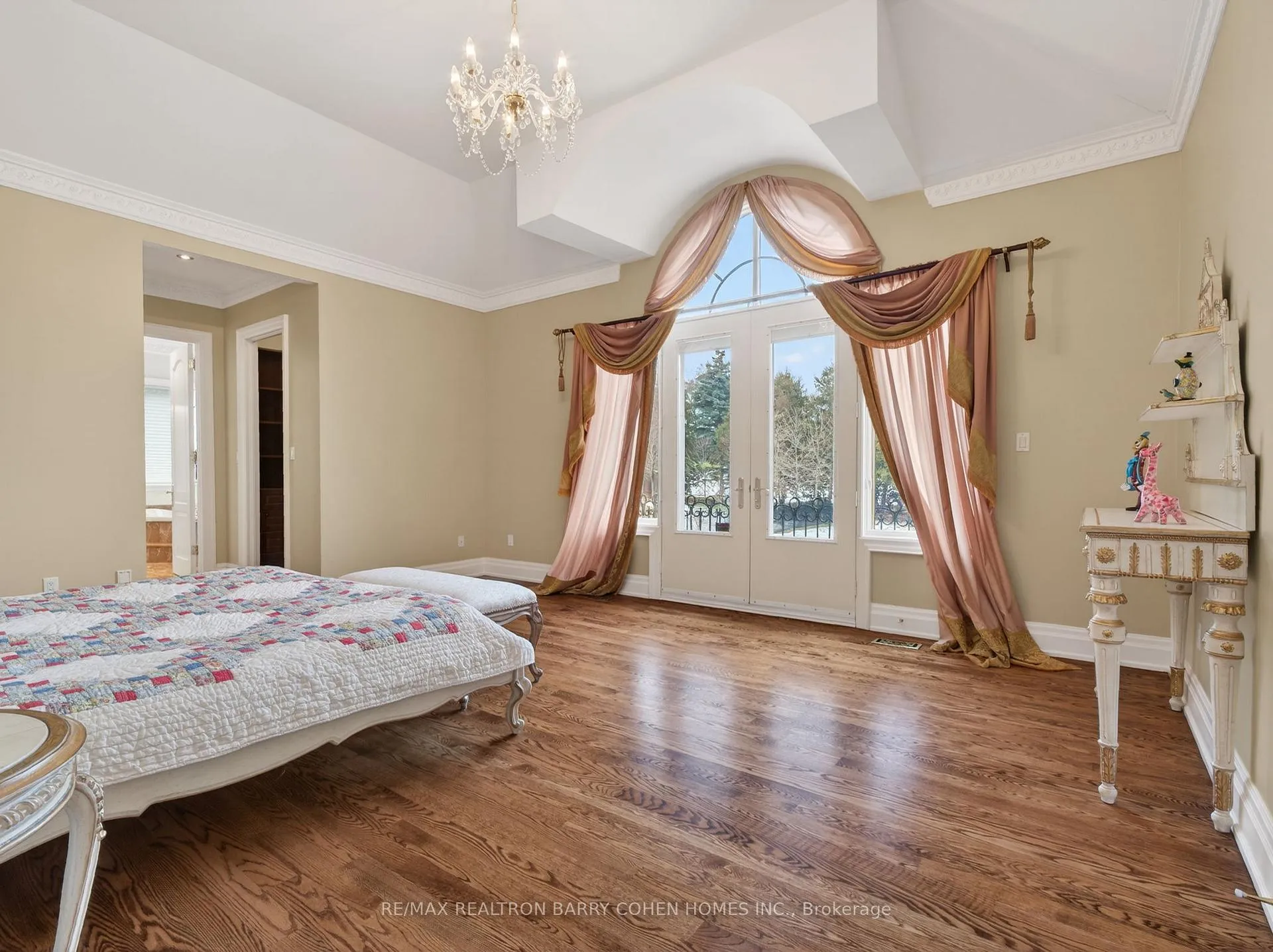 Photo 12 of 65 Thornbank Road, Vaughan, Uplands — HOMEH