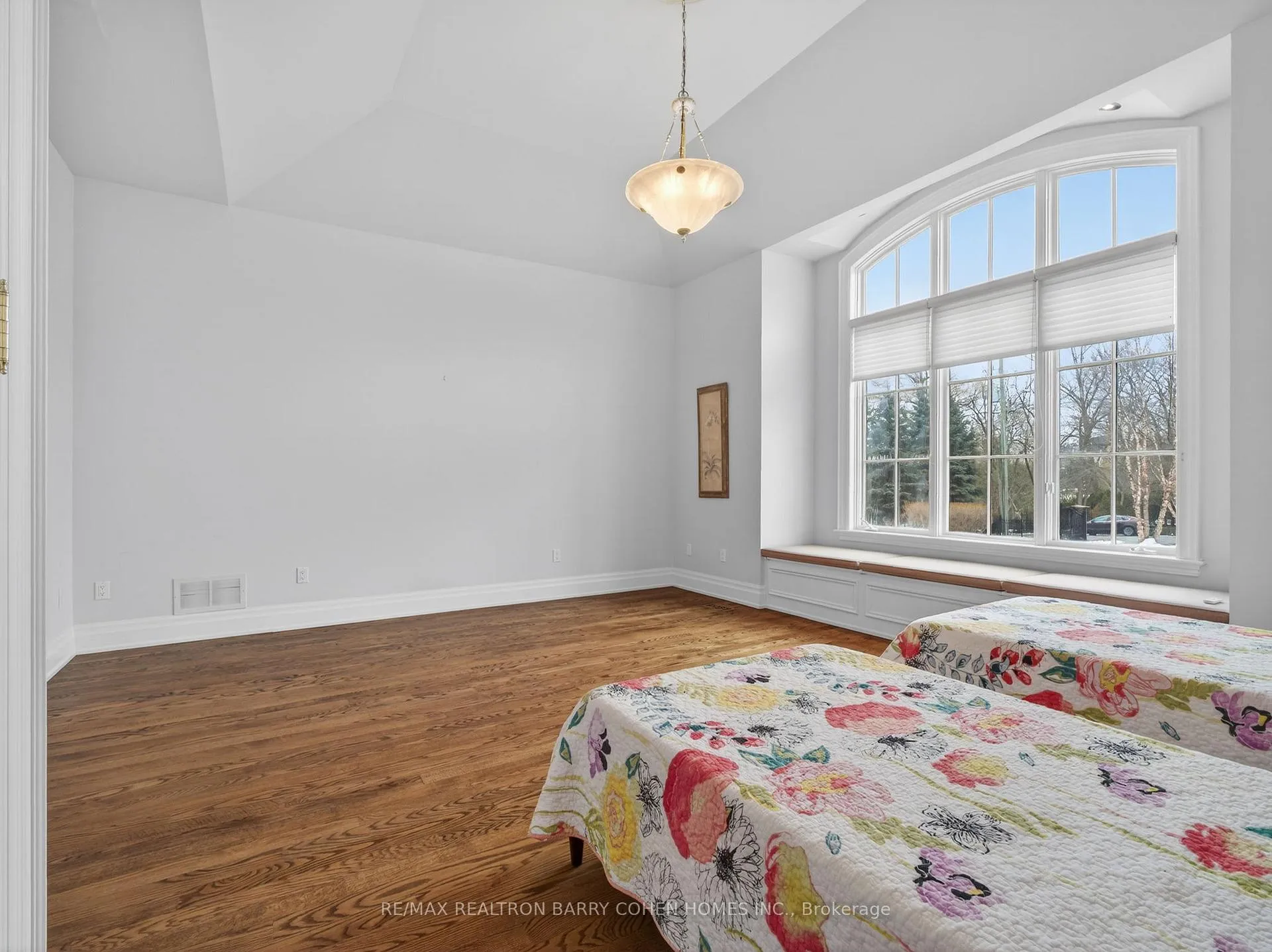 Photo 15 of 65 Thornbank Road, Vaughan, Uplands — HOMEH