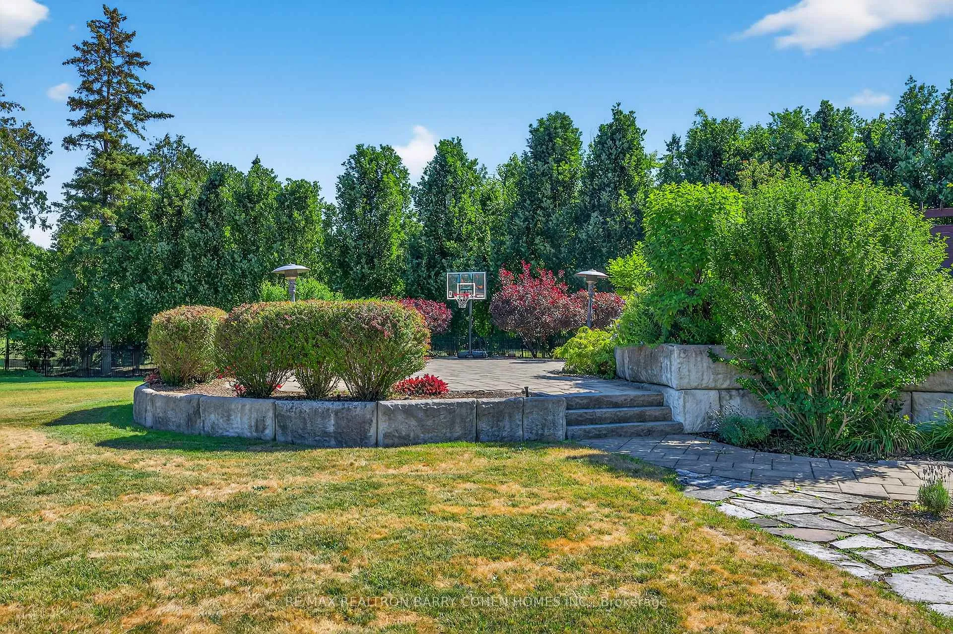 Photo 21 of 65 Thornbank Road, Vaughan, Uplands — HOMEH
