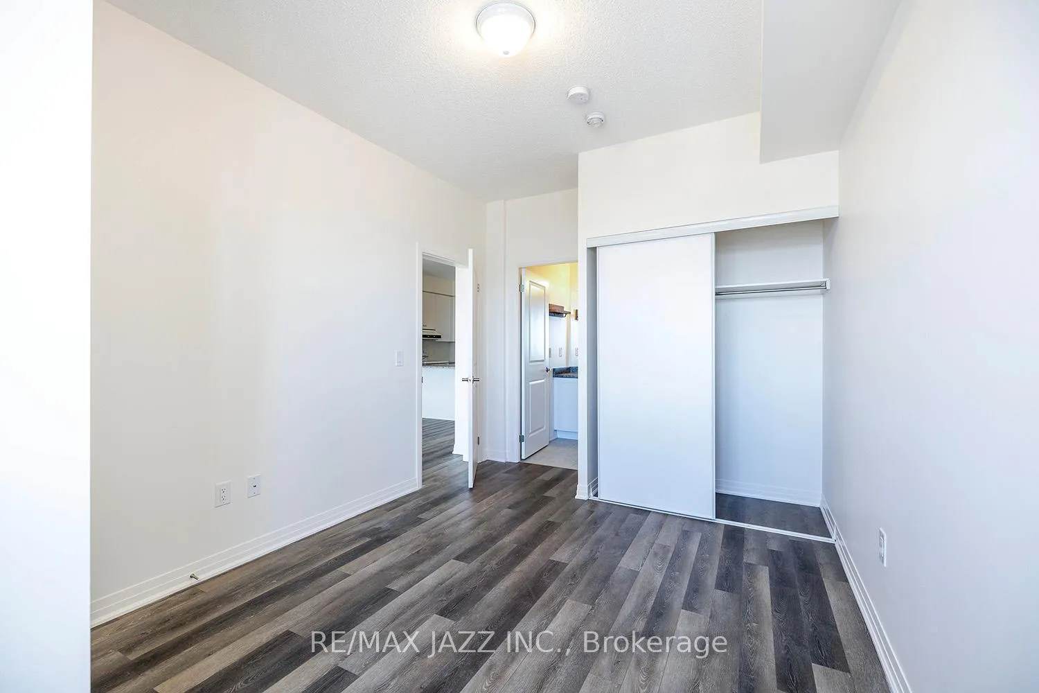 Photo 8 of Unit 412, 70 Shipway Avenue, Clarington, Newcastle — HOMEH