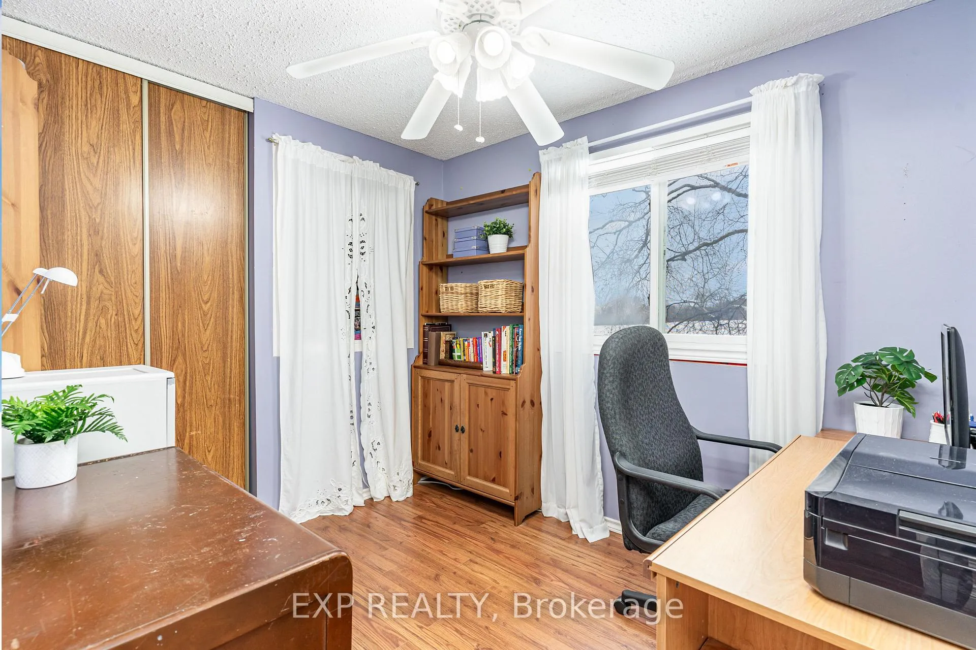 Photo 13 of 90 Penetanguishene Road, Barrie, North Shore — HOMEH