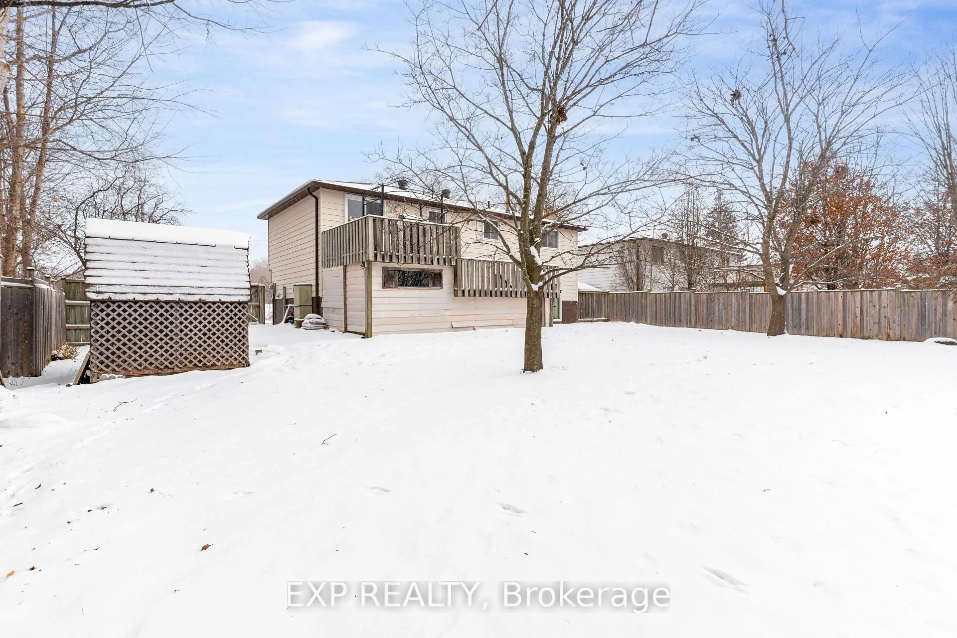 Photo 24 of 90 Penetanguishene Road, Barrie, North Shore — HOMEH