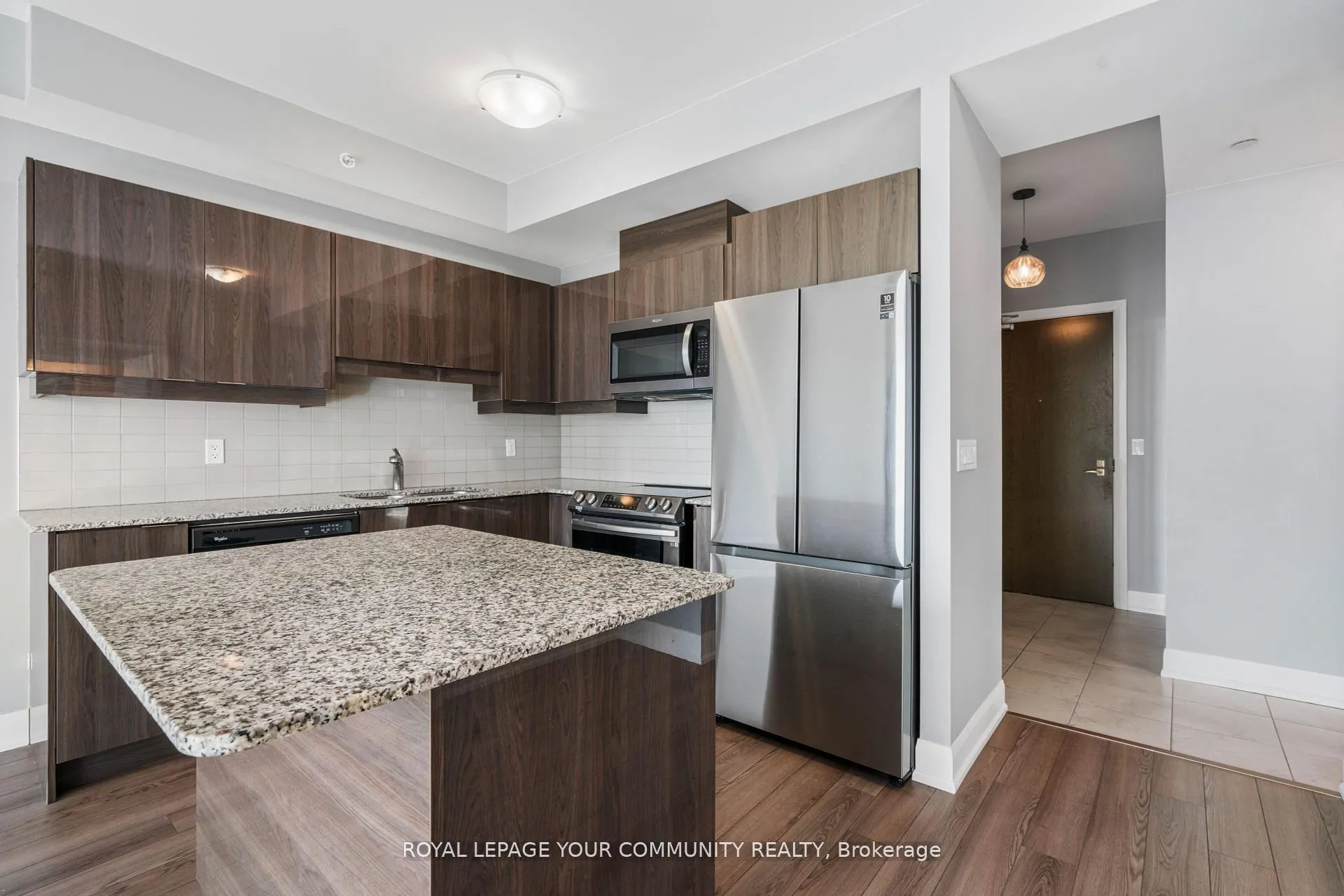Photo 14 of Unit 1810, 2910 Highway 7 Road, Vaughan, Concord — HOMEH