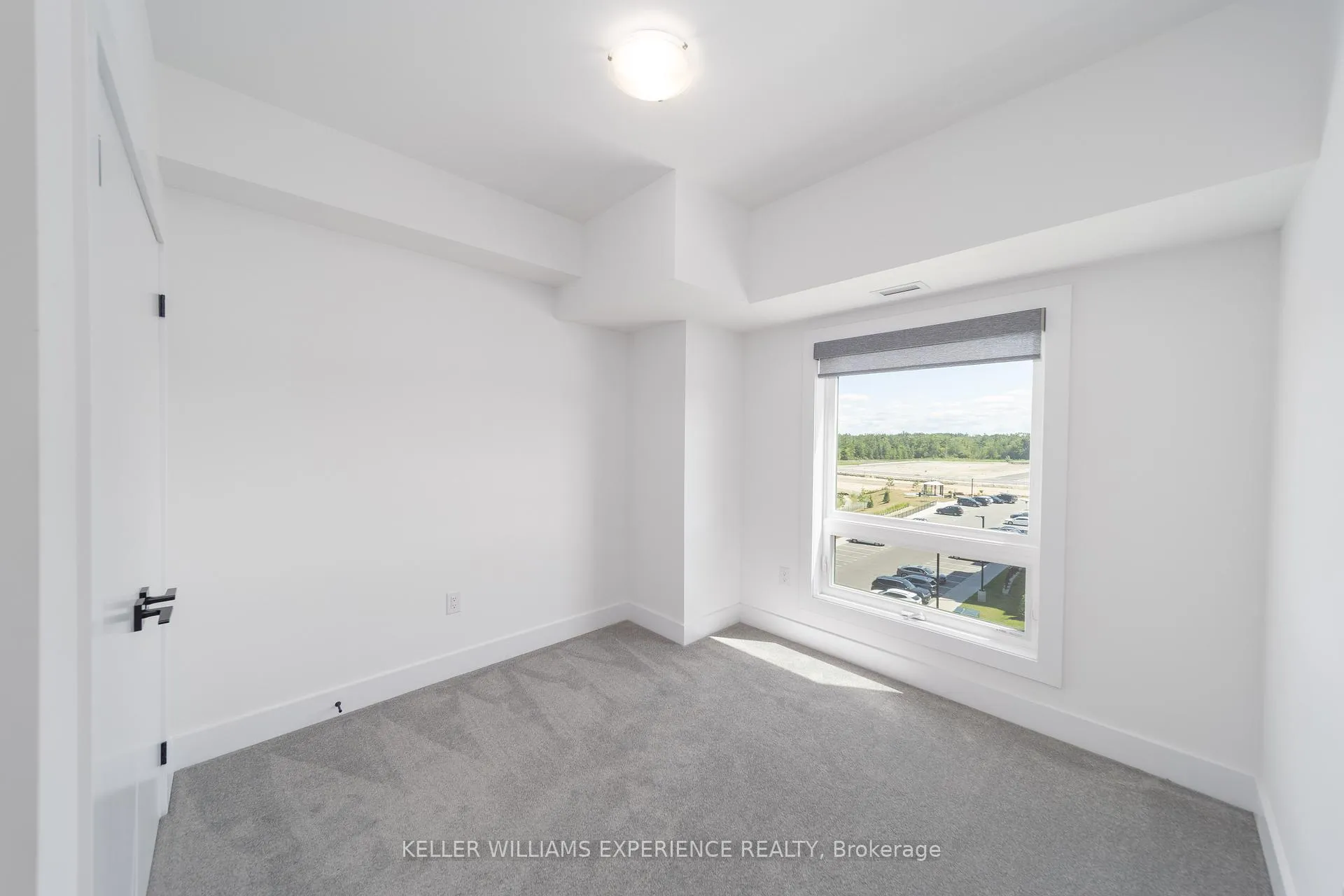 Photo 13 of Unit 401, 8 Culinary Lane, Barrie, Innis-Shore — HOMEH