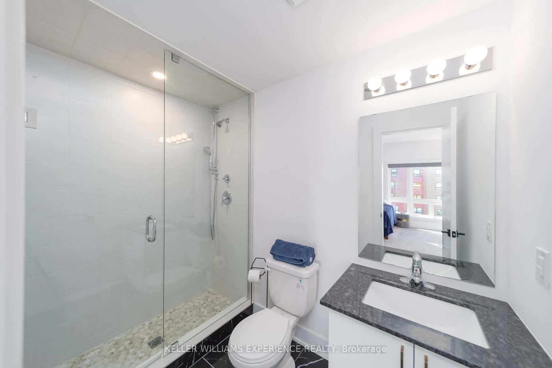Photo 17 of Unit 401, 8 Culinary Lane, Barrie, Innis-Shore — HOMEH