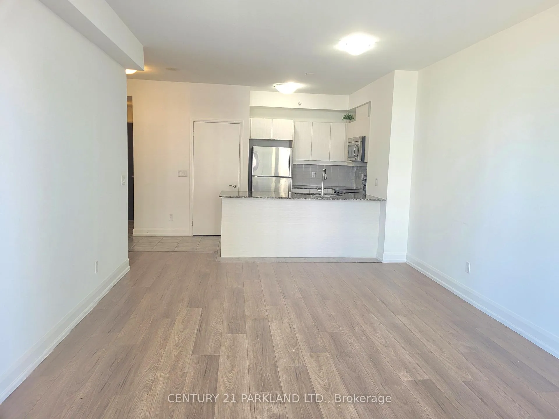 Photo 9 of Unit 1207, 2910 Highway 7 Road W, Vaughan, Concord — HOMEH