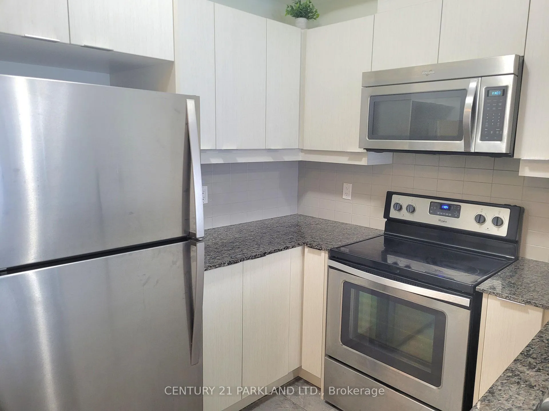 Photo 11 of Unit 1207, 2910 Highway 7 Road W, Vaughan, Concord — HOMEH