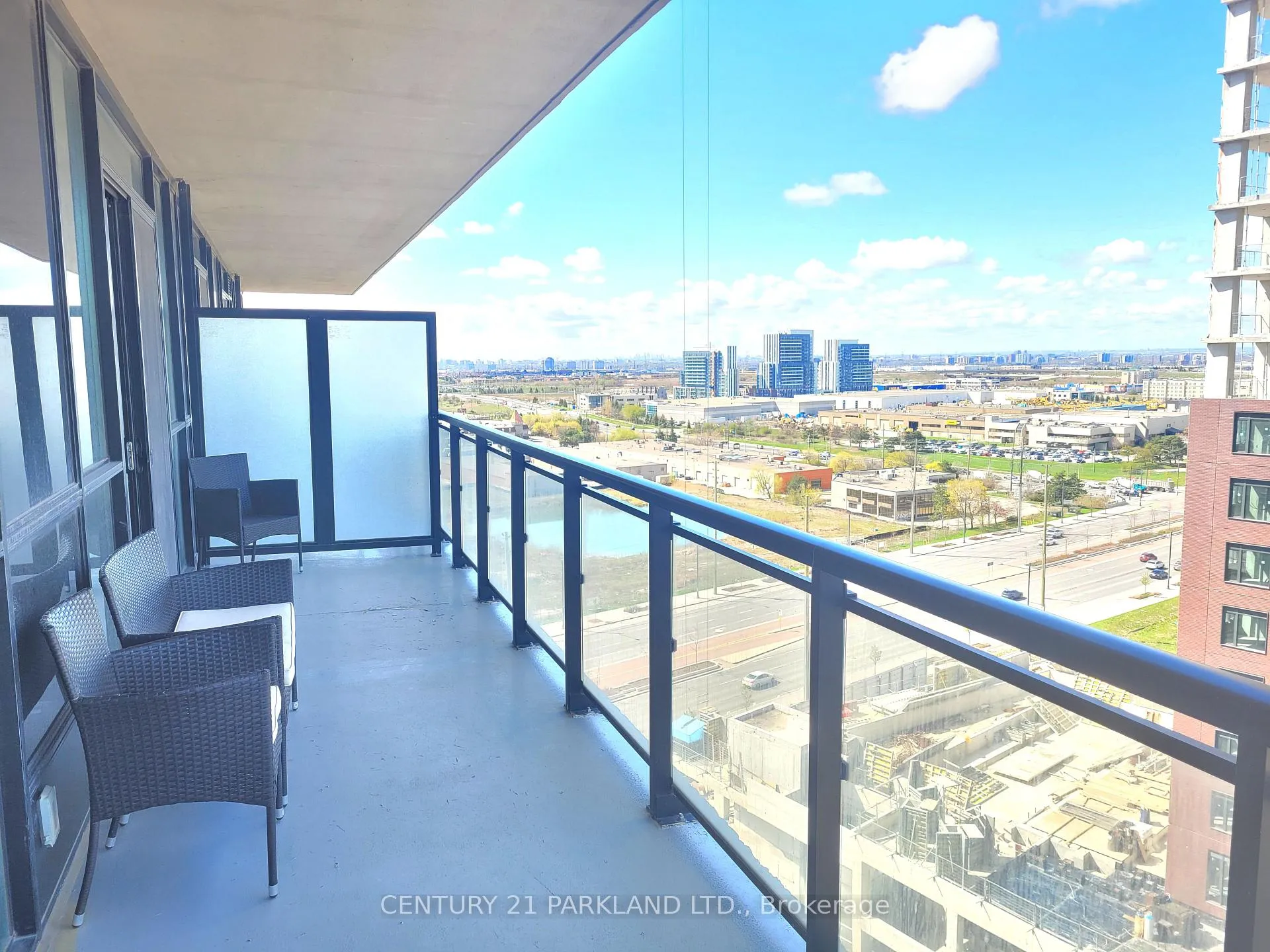 Photo 12 of Unit 1207, 2910 Highway 7 Road W, Vaughan, Concord — HOMEH