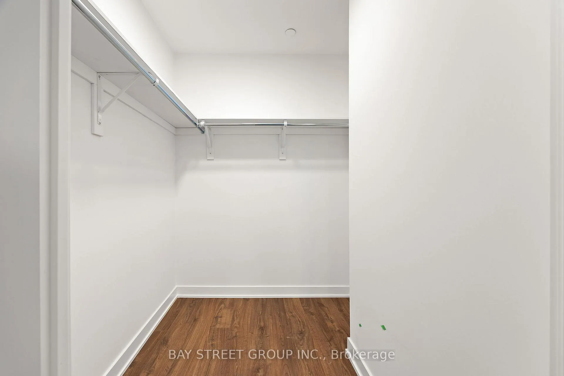 Photo 17 of Unit B-2803, 50 Upper Mall Way, Vaughan, Brownridge — HOMEH