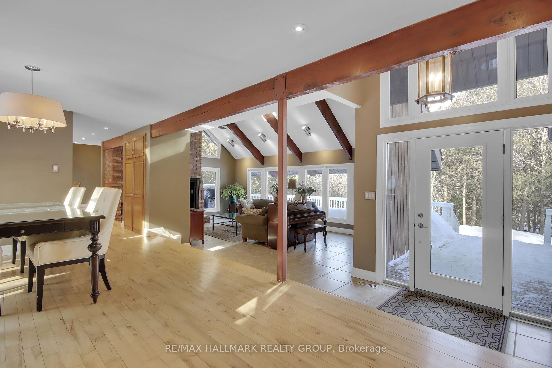 Photo 5 of 4723 Northwoods Drive, Ottawa, Constance Bay — HOMEH