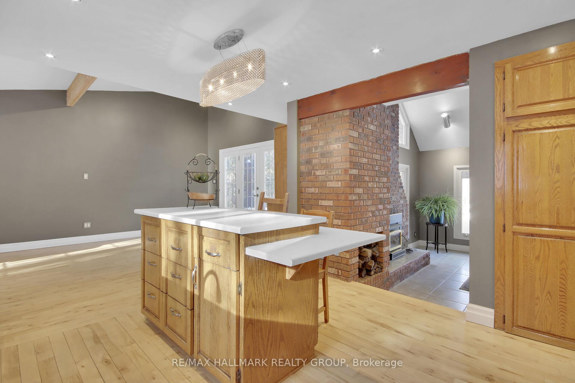 Photo 17 of 4723 Northwoods Drive, Ottawa, Constance Bay — HOMEH