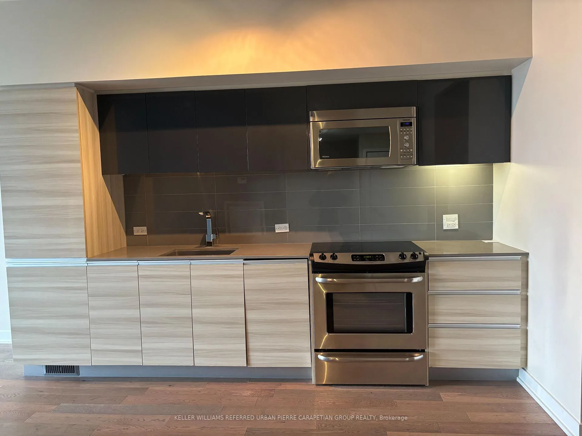 Photo 6 of Unit 721, 1190 Dundas Street, Toronto, South Riverdale — HOMEH