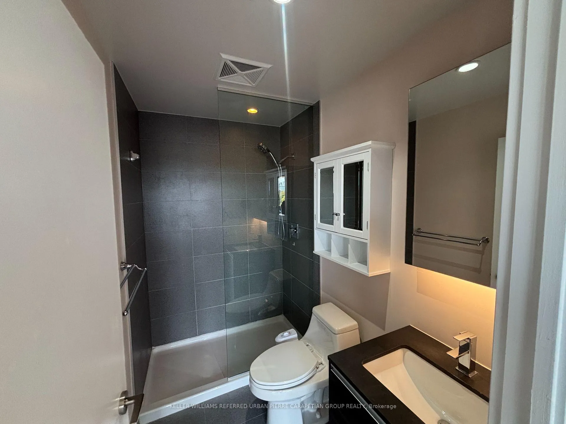 Photo 8 of Unit 721, 1190 Dundas Street, Toronto, South Riverdale — HOMEH