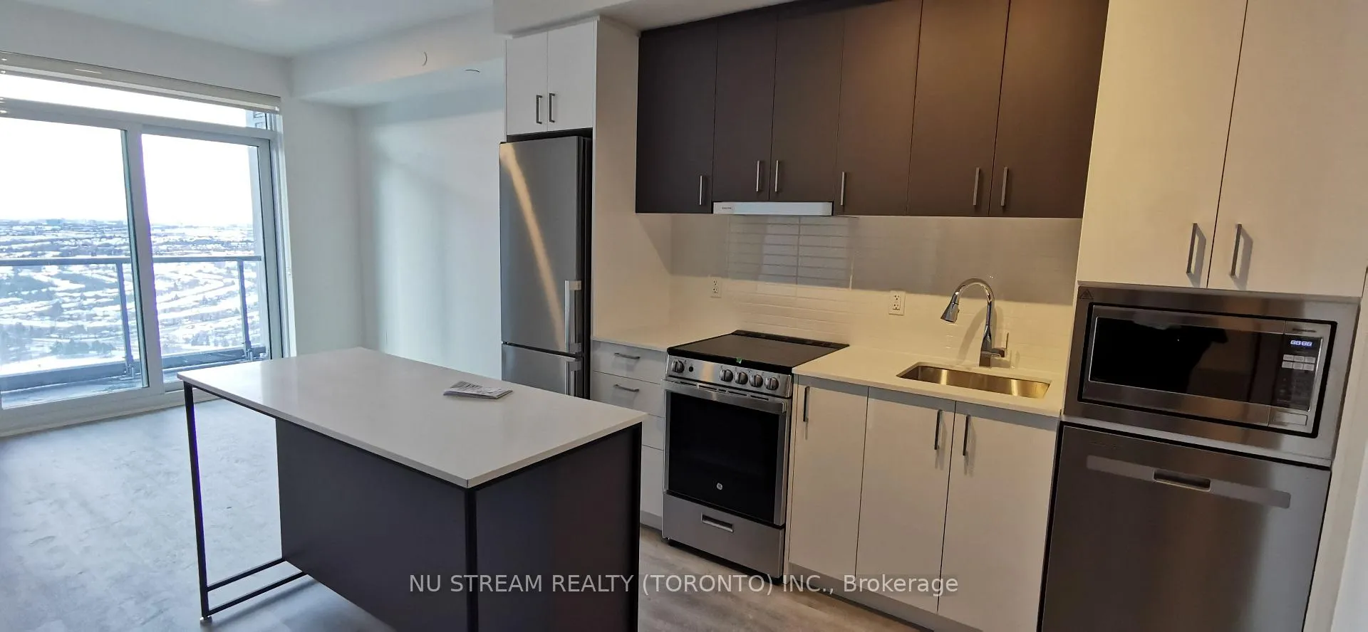 Photo 1 of Unit 2904, 50 Upper Mall Way, Vaughan, Brownridge — HOMEH