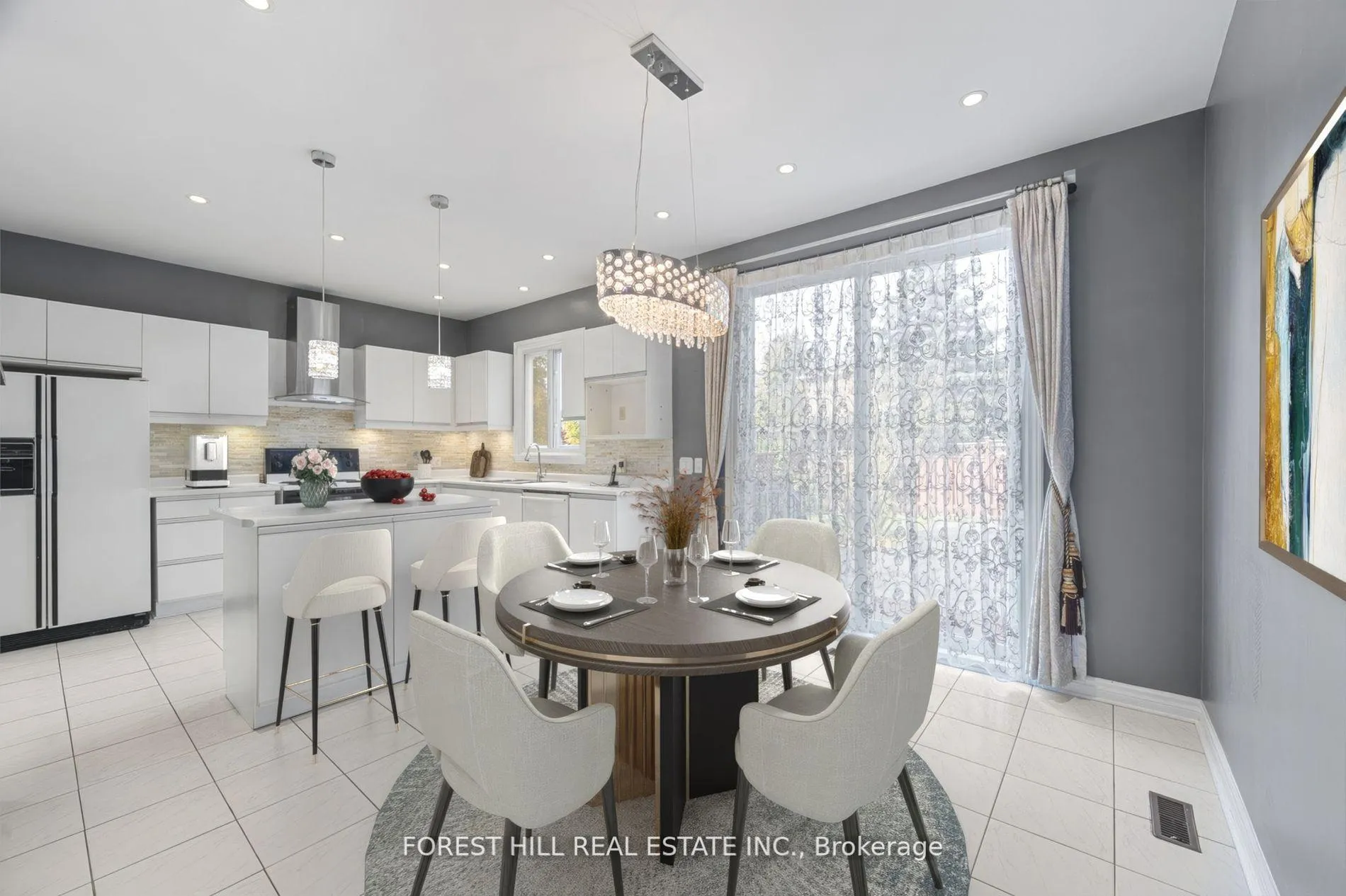 Photo 10 of 38 Worth Boulevard, Vaughan, Beverley Glen — HOMEH
