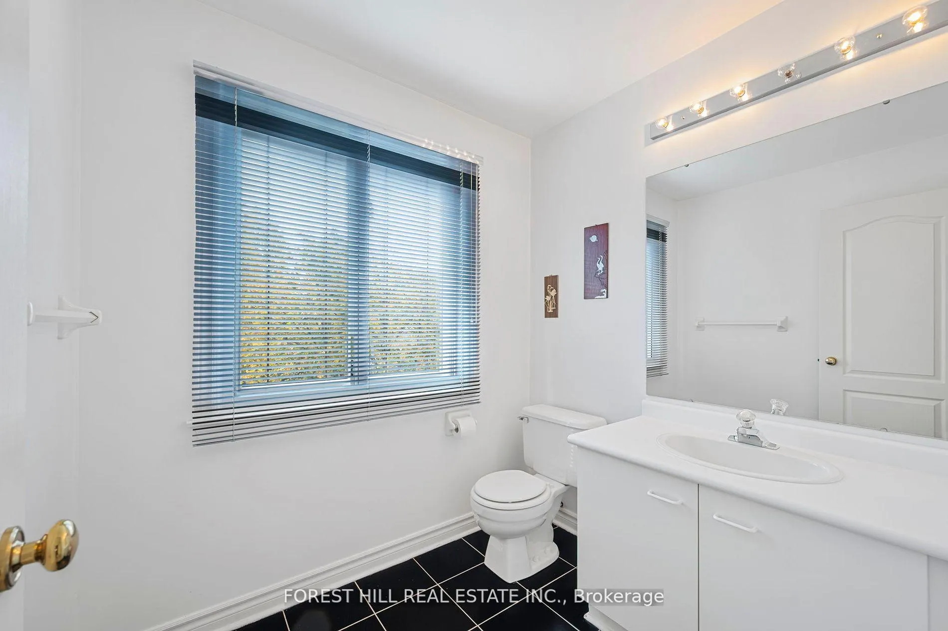 Photo 20 of 38 Worth Boulevard, Vaughan, Beverley Glen — HOMEH