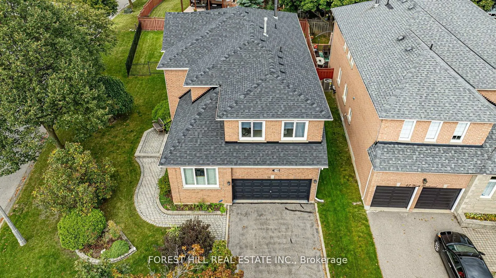 Photo 32 of 38 Worth Boulevard, Vaughan, Beverley Glen — HOMEH
