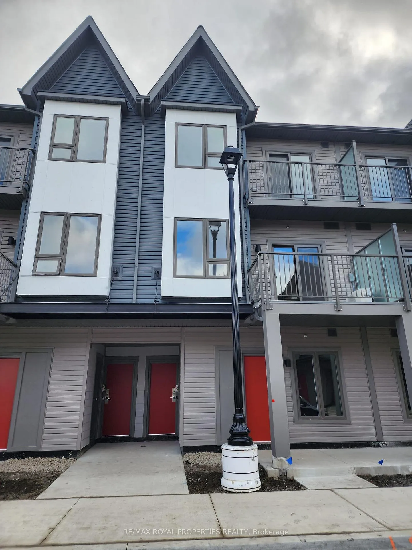 Photo 1 of Unit 718, 2635 William Jackson Drive, Pickering, Rural Pickering — HOMEH