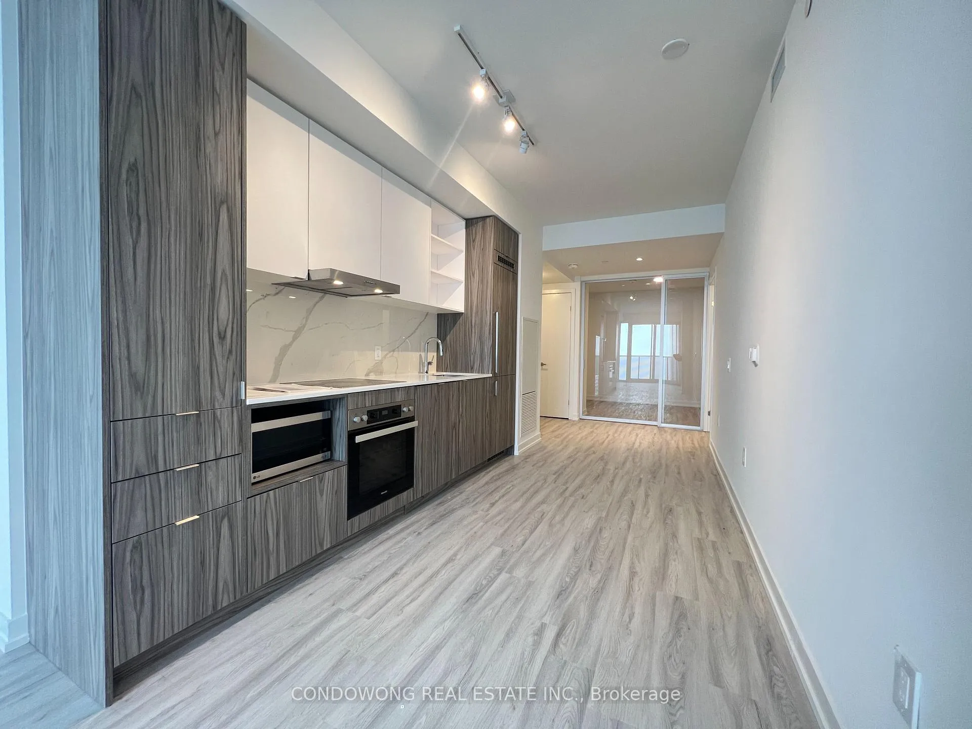 Front of Unit 7310, 55 Cooper Street