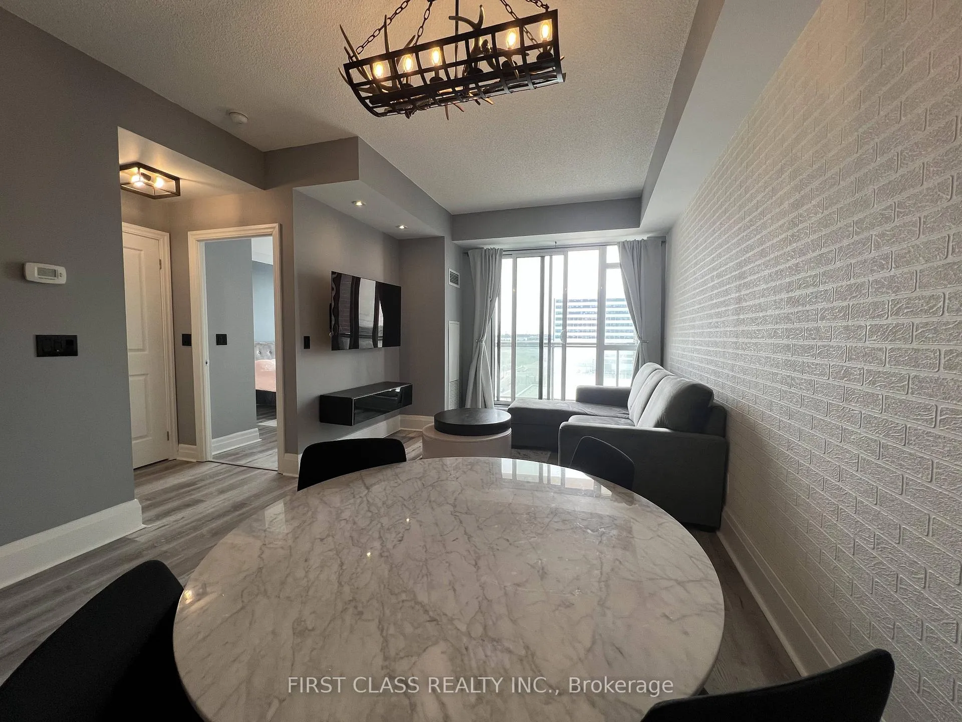 Photo 5 of Unit 819, 8110 Birchmount Road, Markham, Unionville — HOMEH