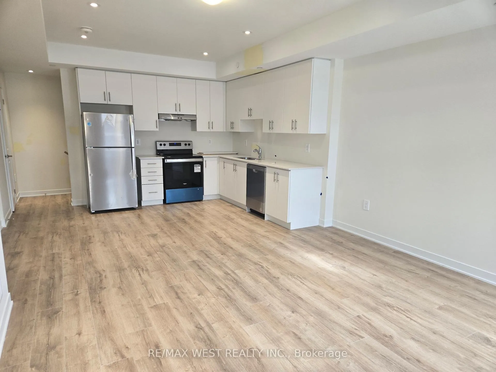 Photo 16 of Unit 311, 755 Omega Drive N, Pickering, Woodlands — HOMEH
