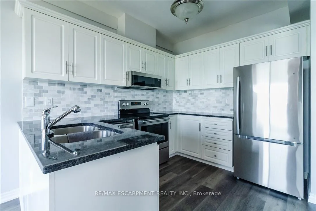 Photo 6 of Unit 56, 515 North Service Road, Hamilton, Stoney Creek — HOMEH