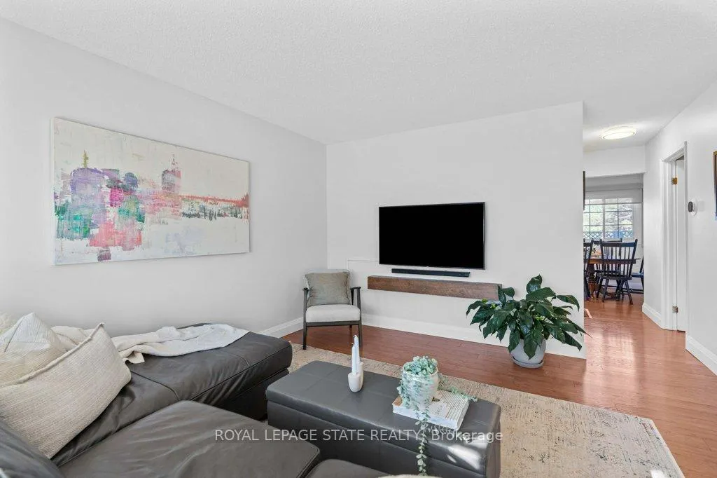 Photo 6 of Unit 4, 241 Limeridge Road W, Hamilton, Rolston — HOMEH