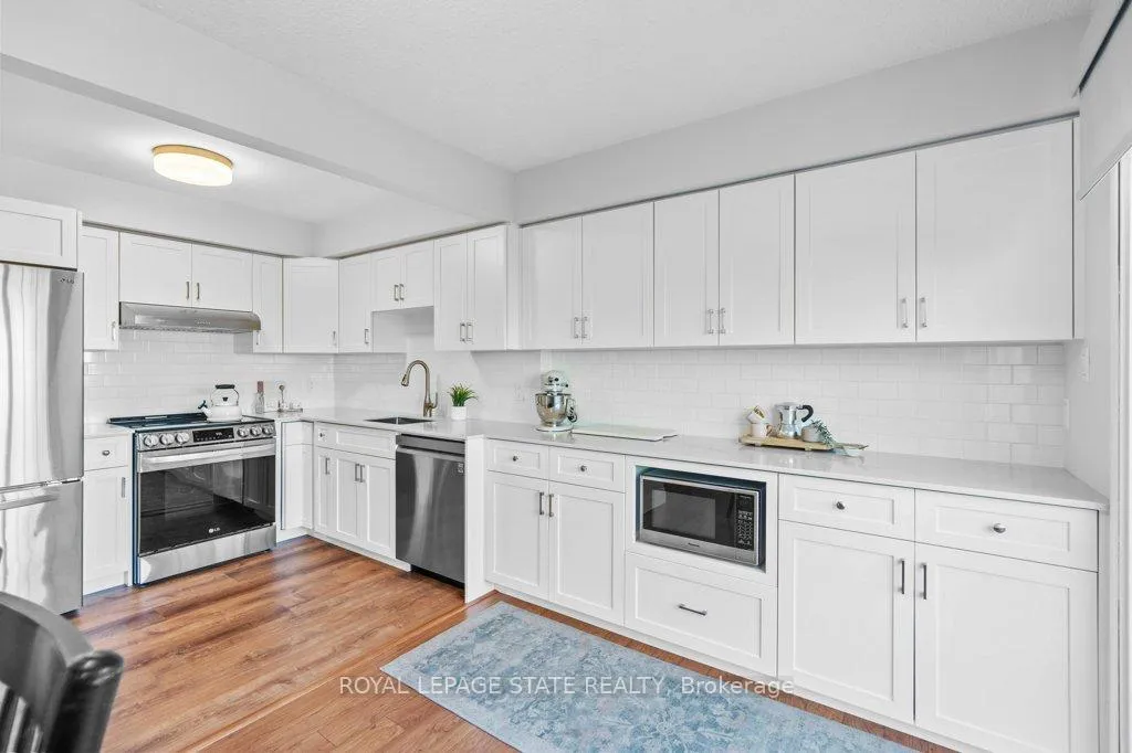 Photo 7 of Unit 4, 241 Limeridge Road W, Hamilton, Rolston — HOMEH