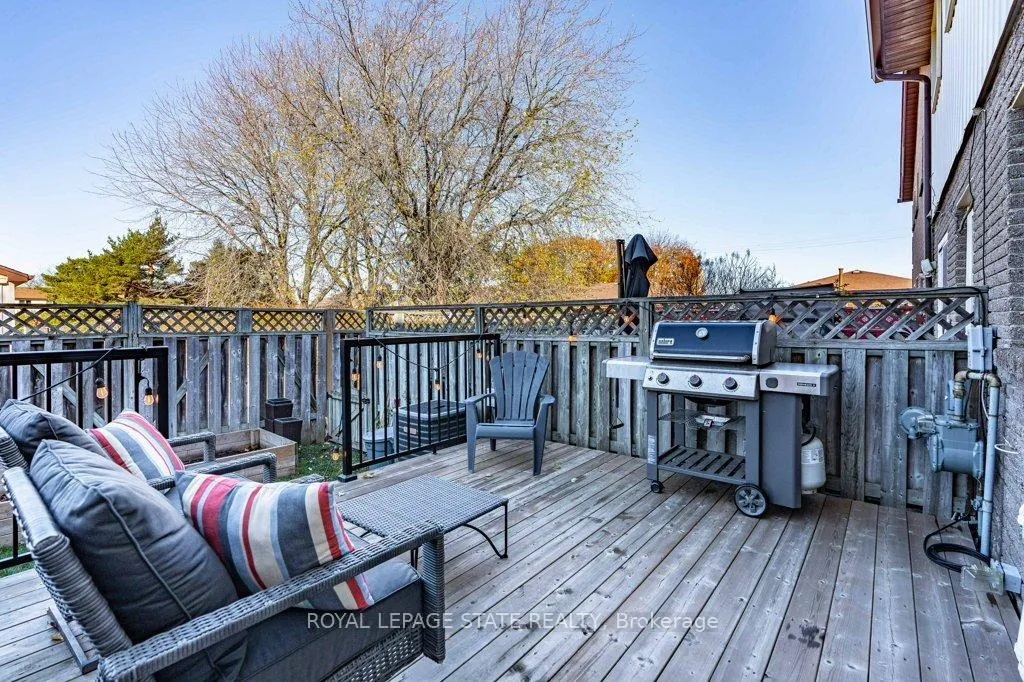 Photo 31 of Unit 4, 241 Limeridge Road W, Hamilton, Rolston — HOMEH