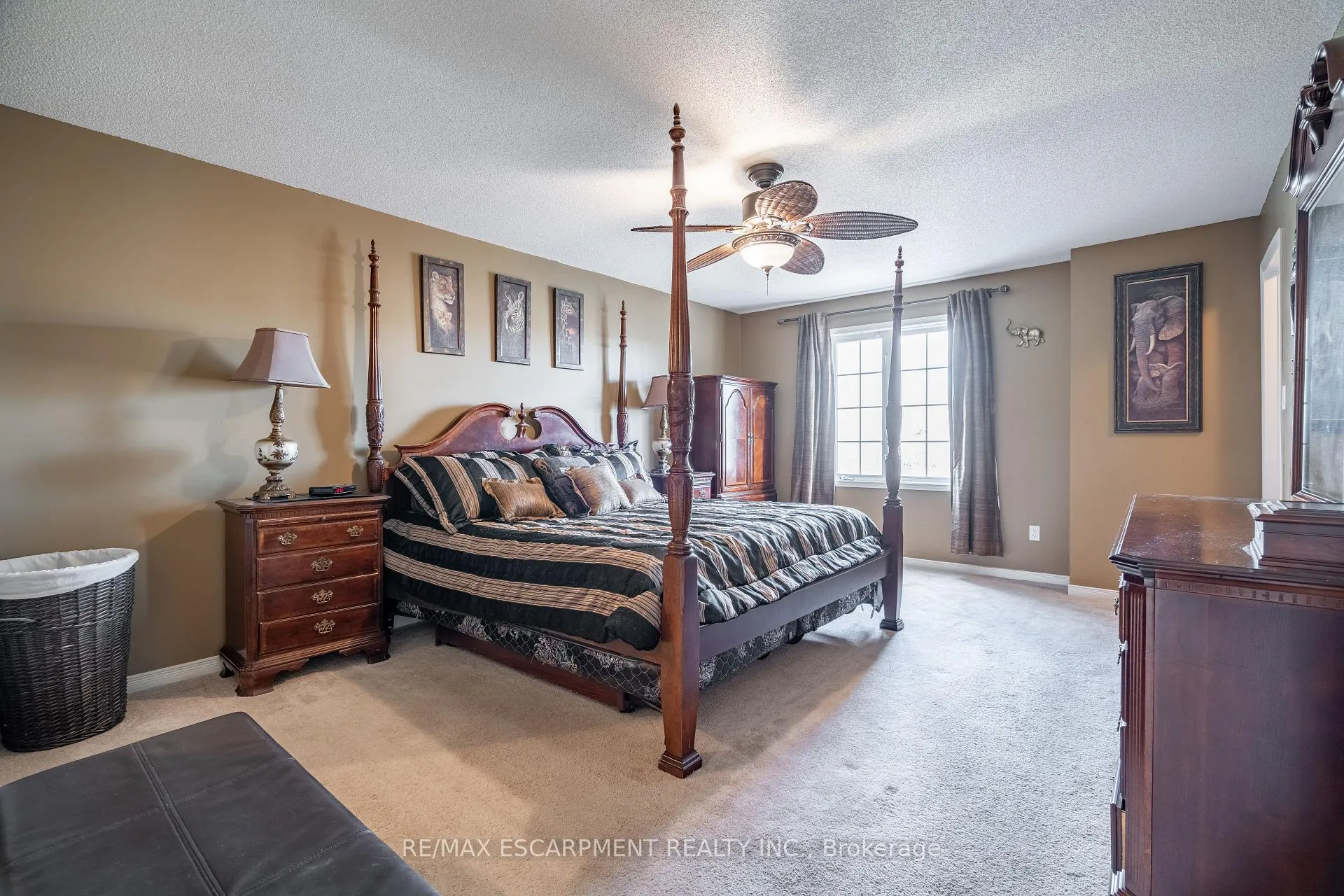 Photo 23 of 52 Meadow Wood Crescent, Hamilton, Stoney Creek — HOMEH