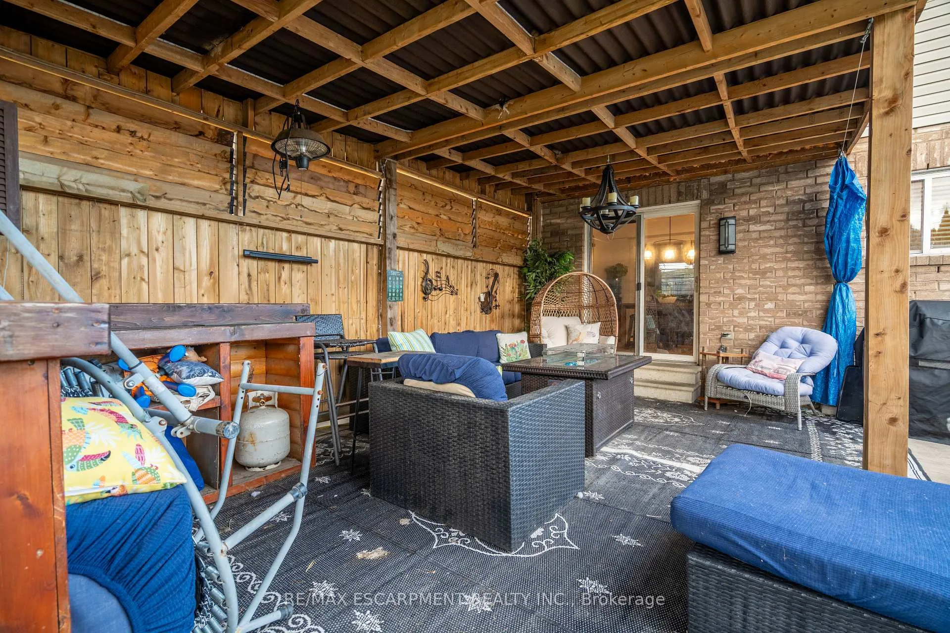 Photo 33 of 52 Meadow Wood Crescent, Hamilton, Stoney Creek — HOMEH