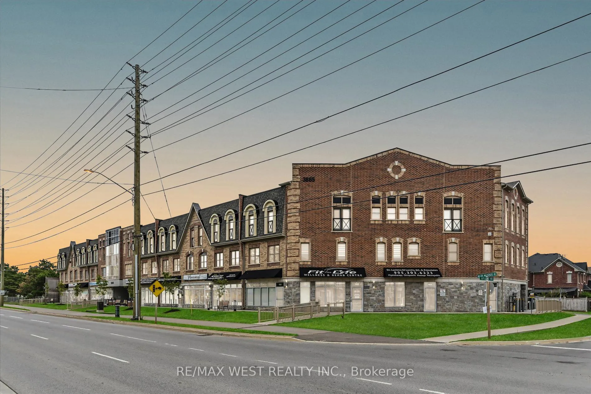 Front of Unit 219, 3865 Major Mackenzie Drive