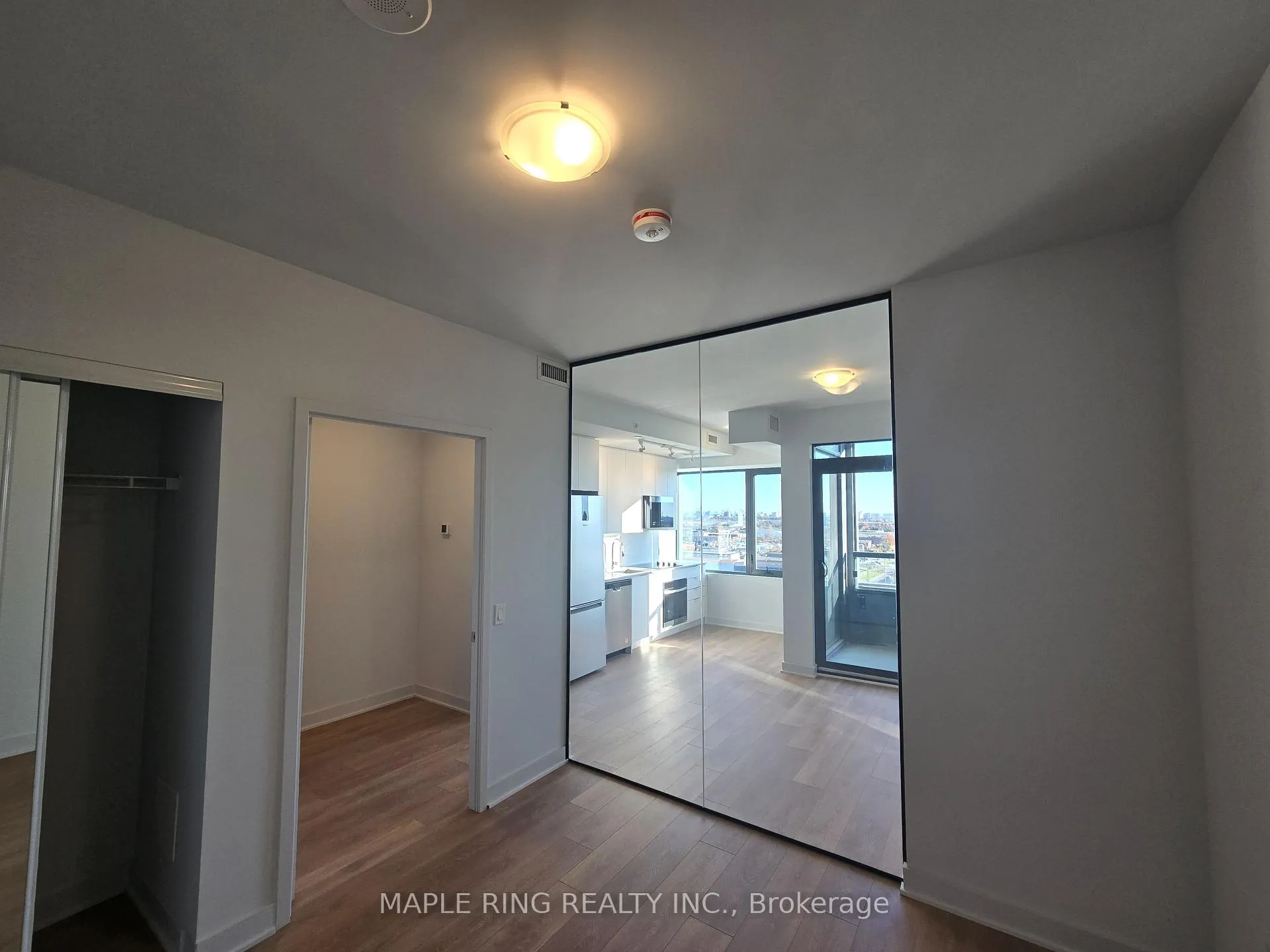 Photo 3 of Unit 1009, 2920 Highway 7 Road, Vaughan, Concord — HOMEH
