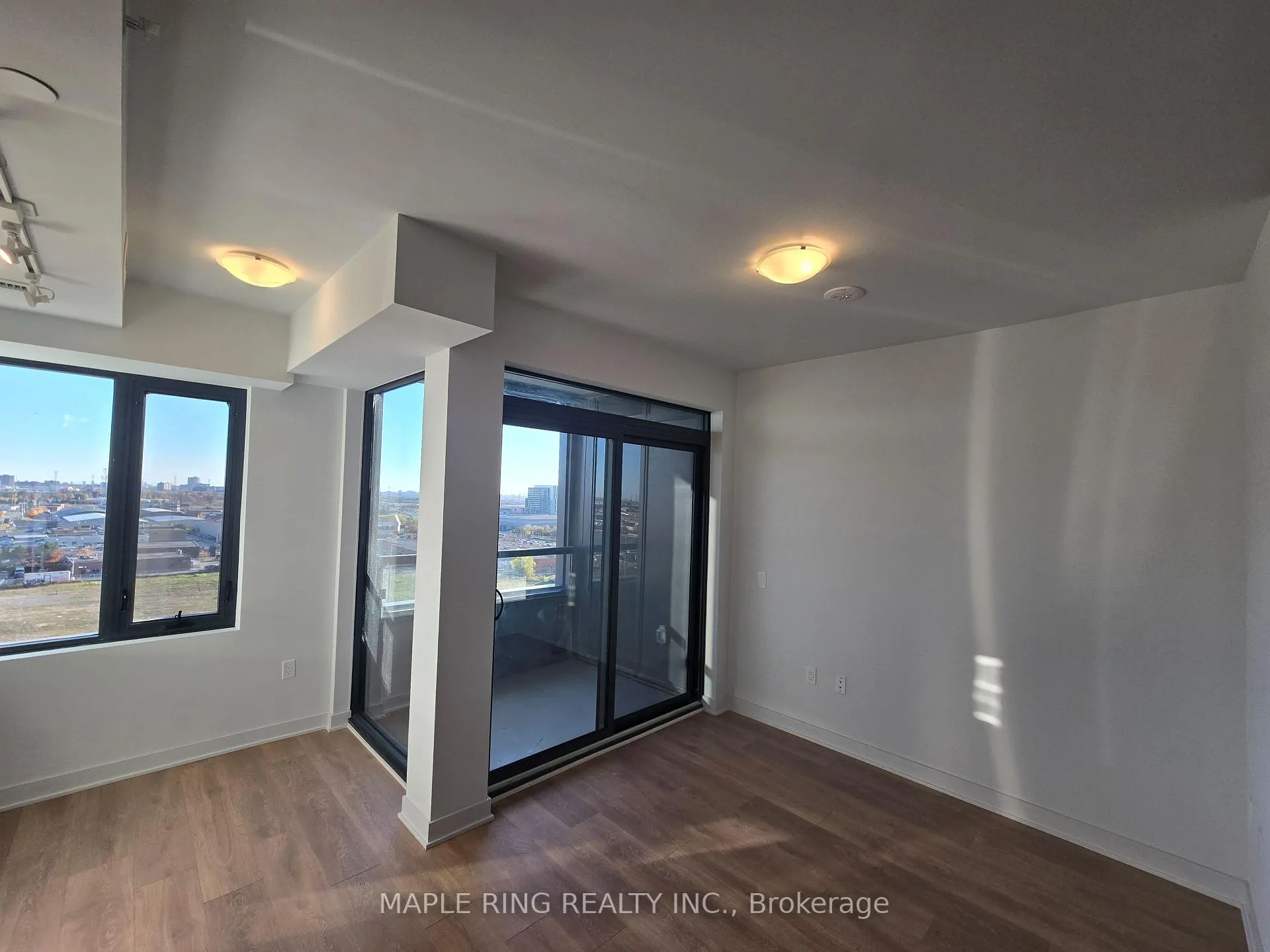 Photo 4 of Unit 1009, 2920 Highway 7 Road, Vaughan, Concord — HOMEH